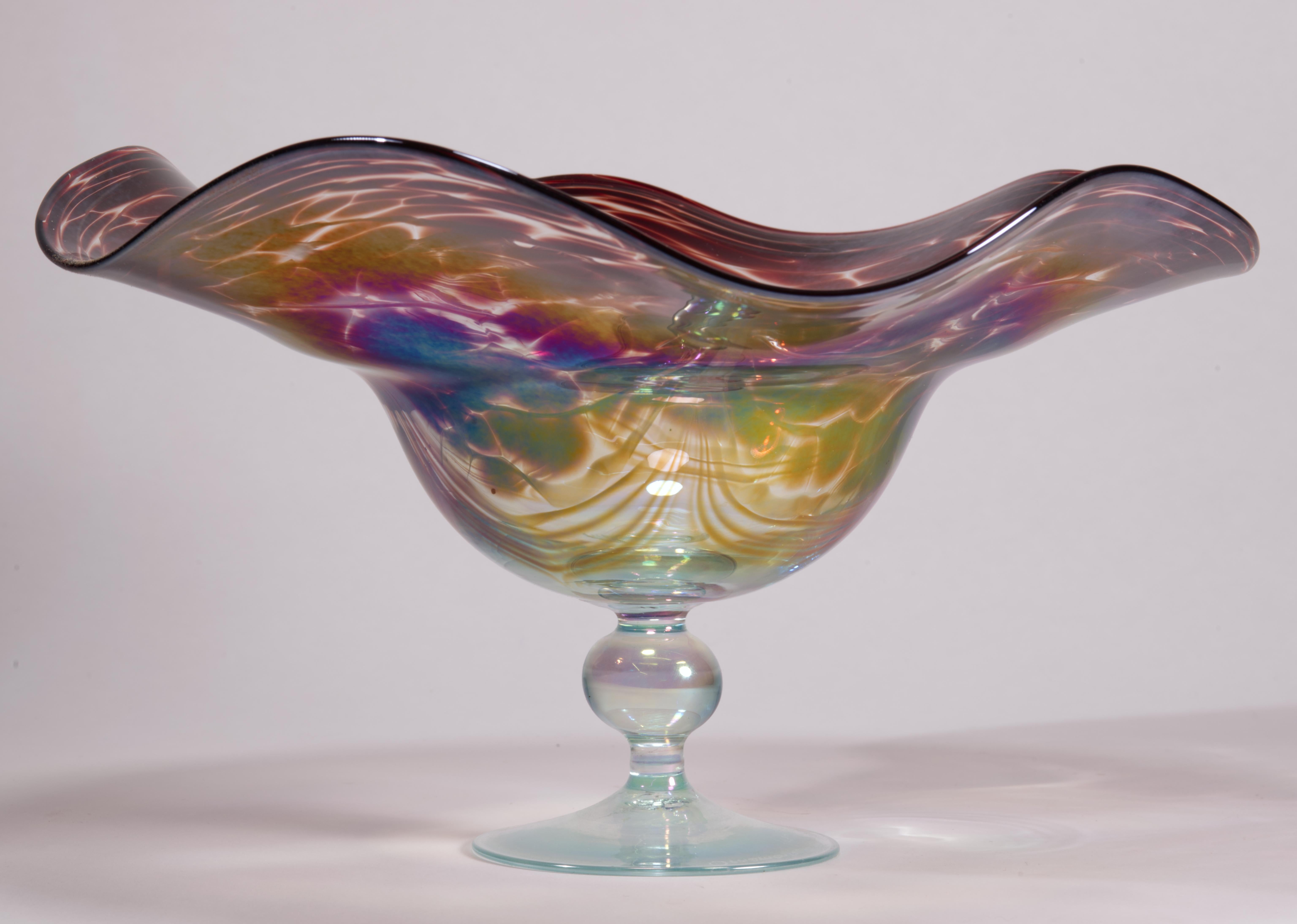 Fatto a mano Ciotola da centrotavola con piede, Studio Art Glass, 1986 in vendita