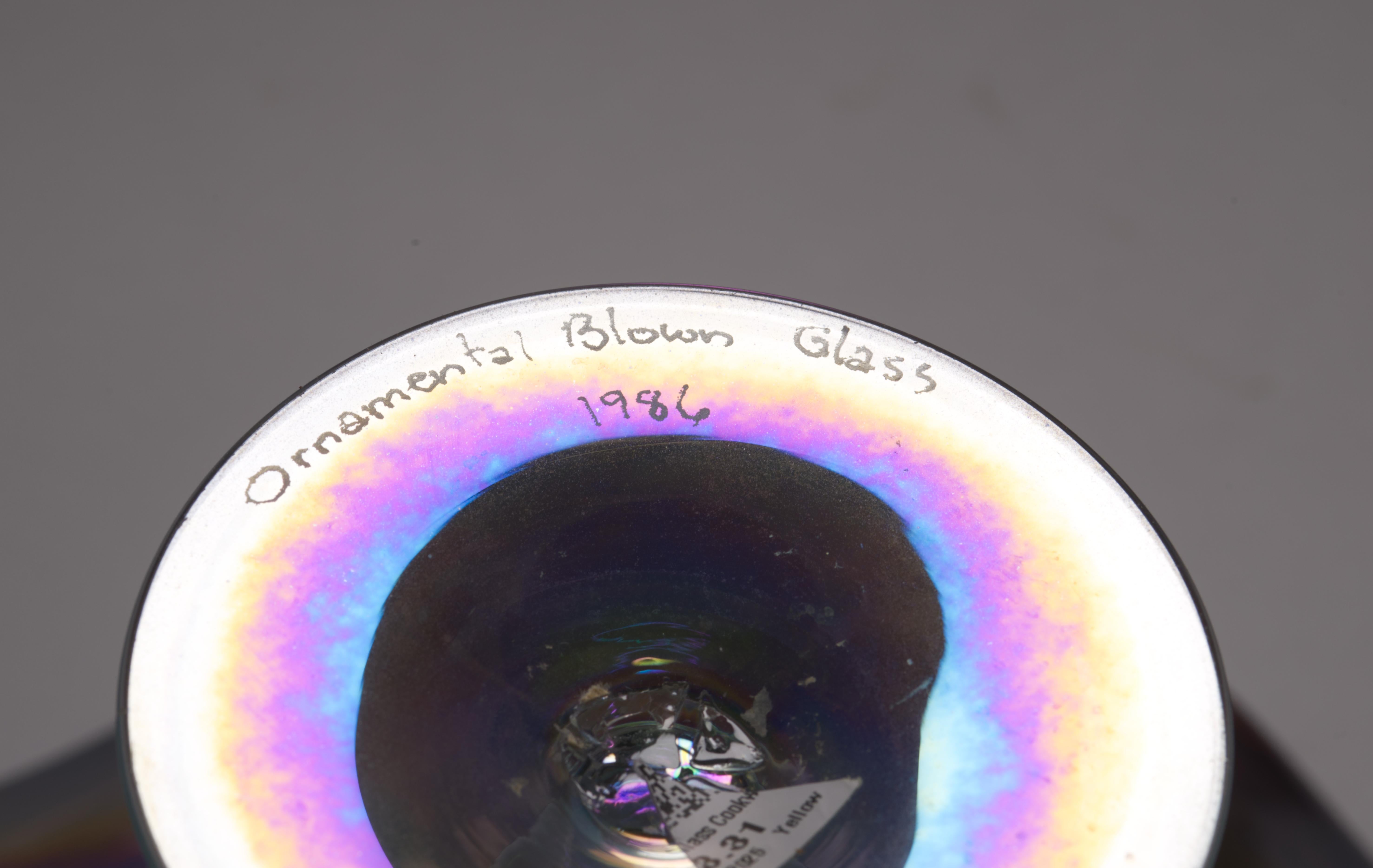 Ciotola da centrotavola con piede, Studio Art Glass, 1986 in vendita 1