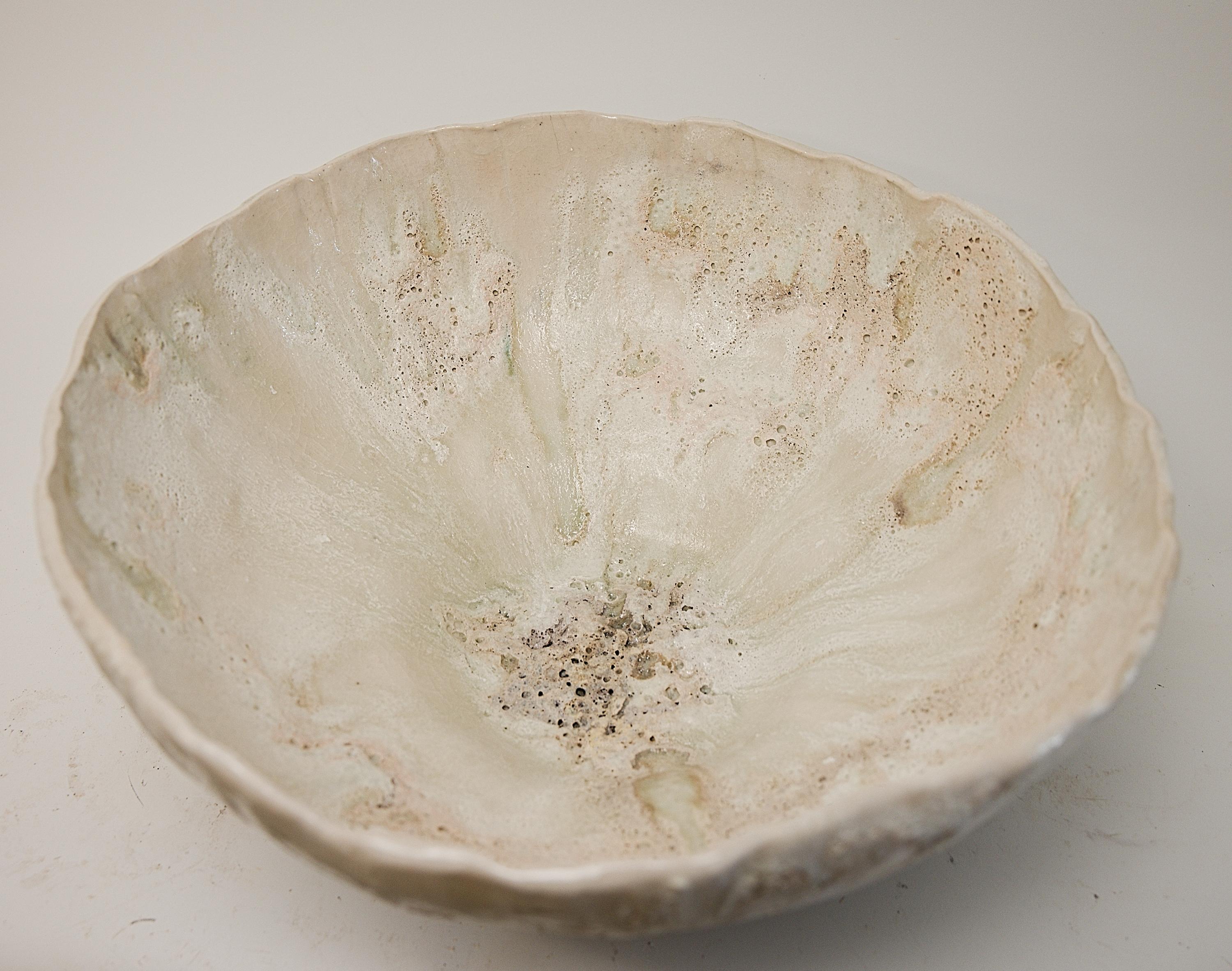 Américain Footed  Large Low Stoneware Planter Bowl Vessel en vente