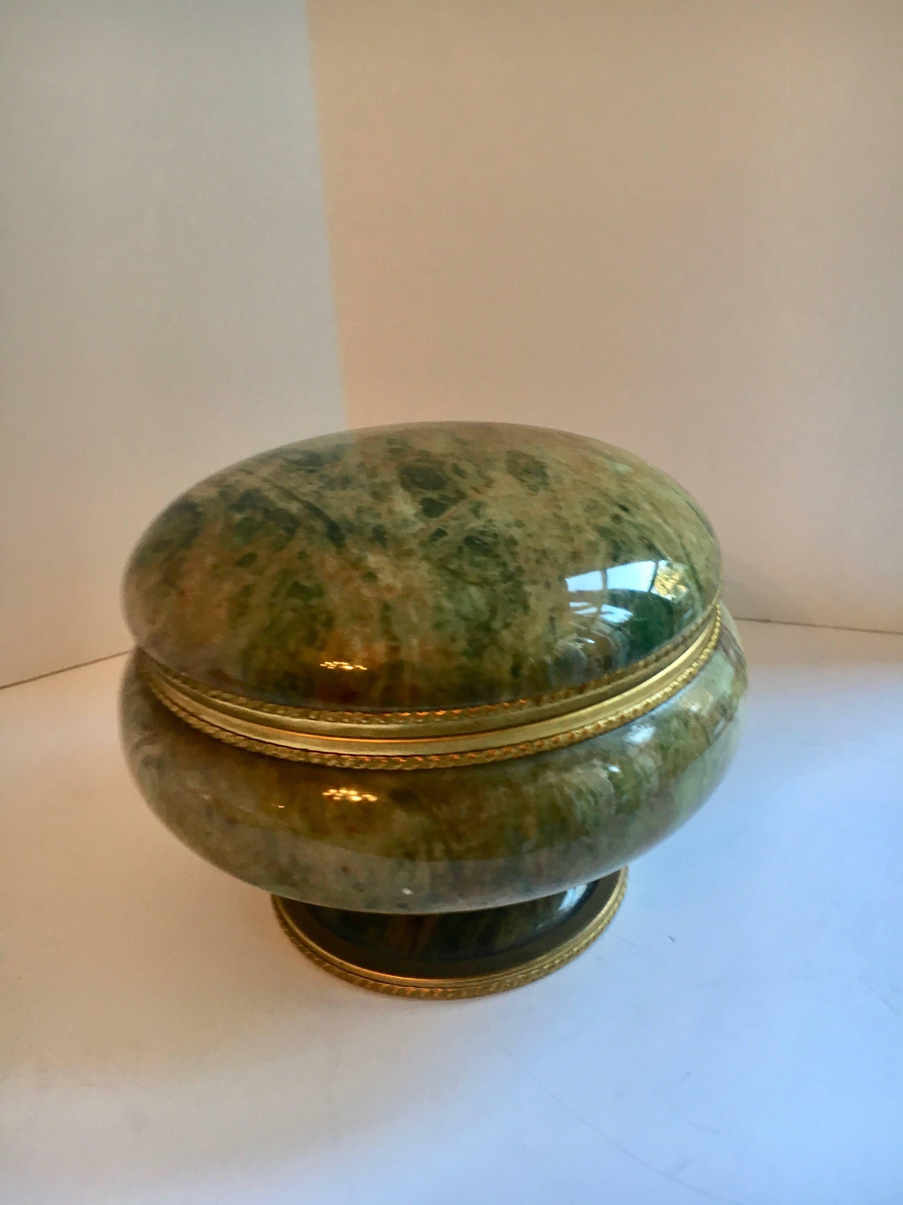 Footed Lidded Marble Vanity Jar with Brass Details In Excellent Condition In Los Angeles, CA