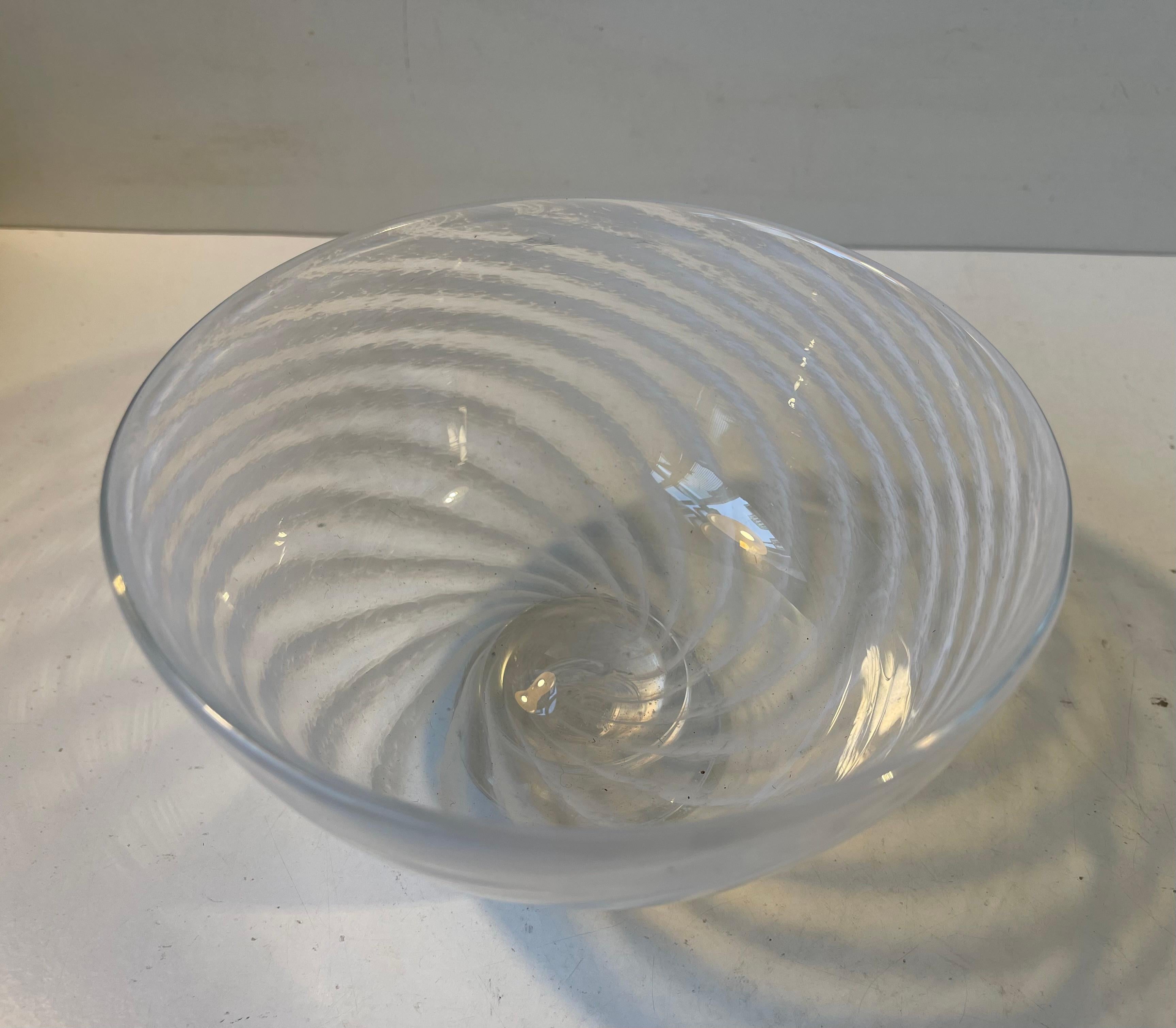 swirl glass bowl