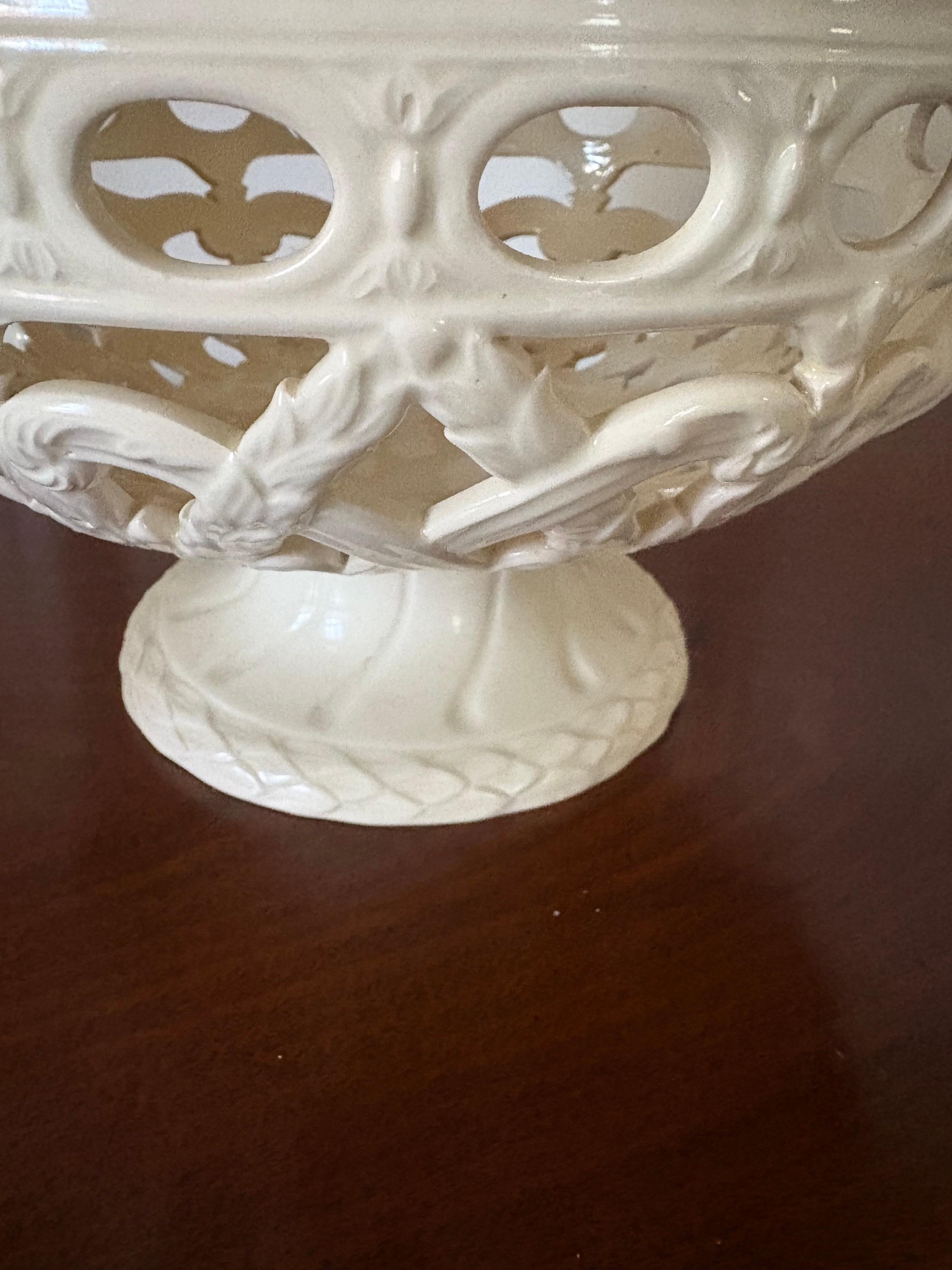 Cuenco con pie naranja y tapa Edme de Wedgwood, Siglo XX en venta 1