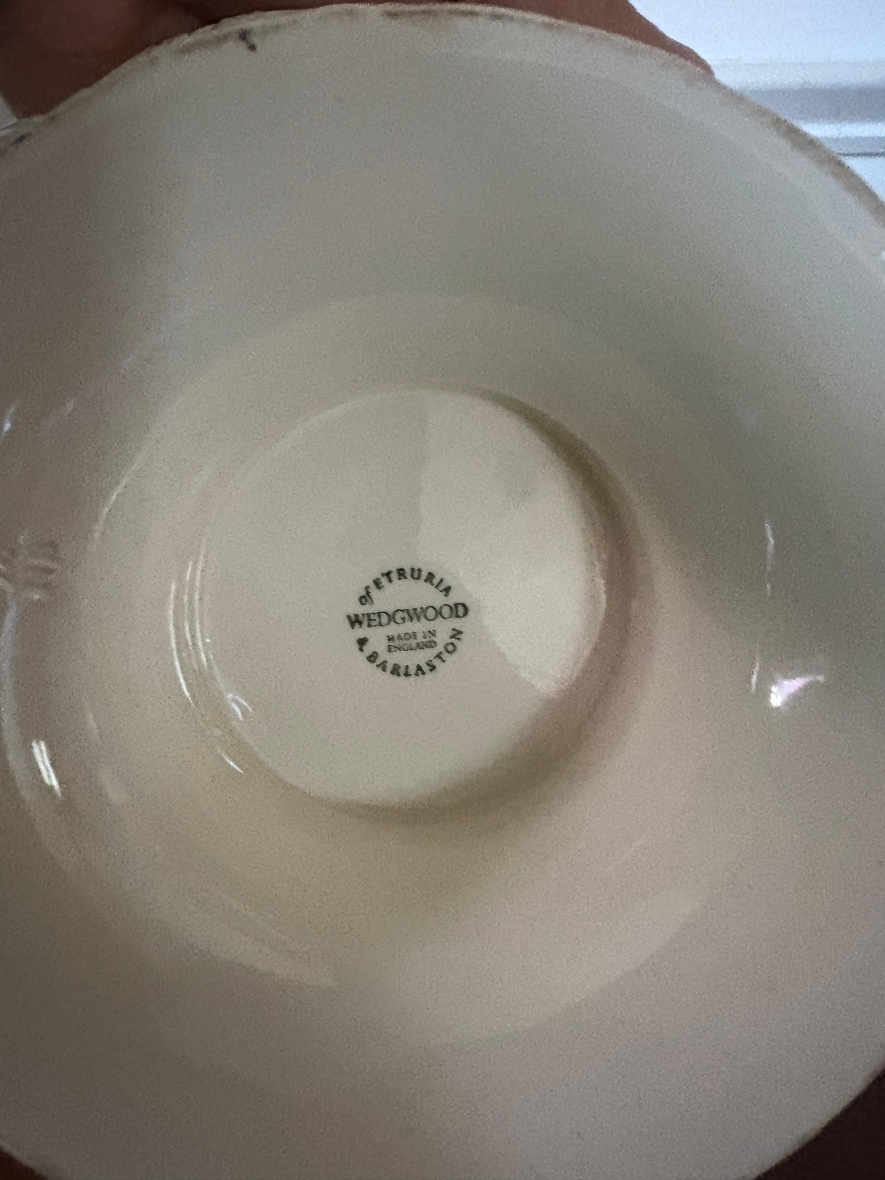 Cuenco con pie naranja y tapa Edme de Wedgwood, Siglo XX en venta 3