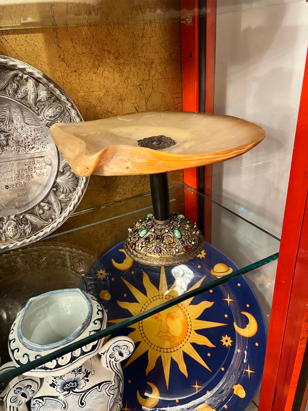 Early 20th Century Footed Shell Platter For Sale