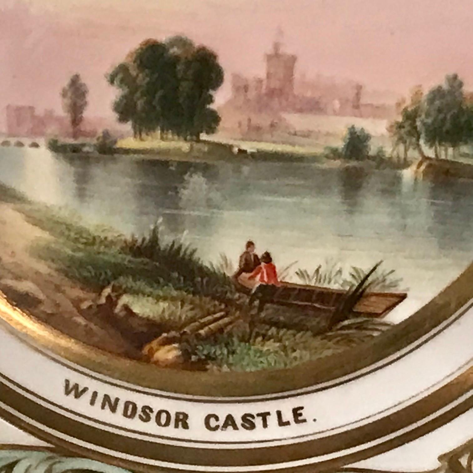 Footed Topographical Comport Depicting Windsor Castle For Sale 2