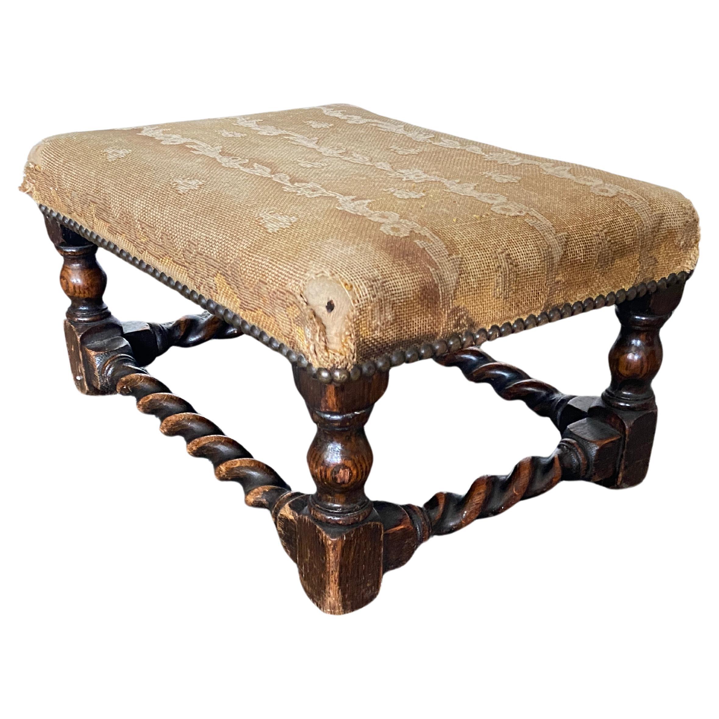 footrest or small oak stool in Louis XIII style, late 19th century For Sale