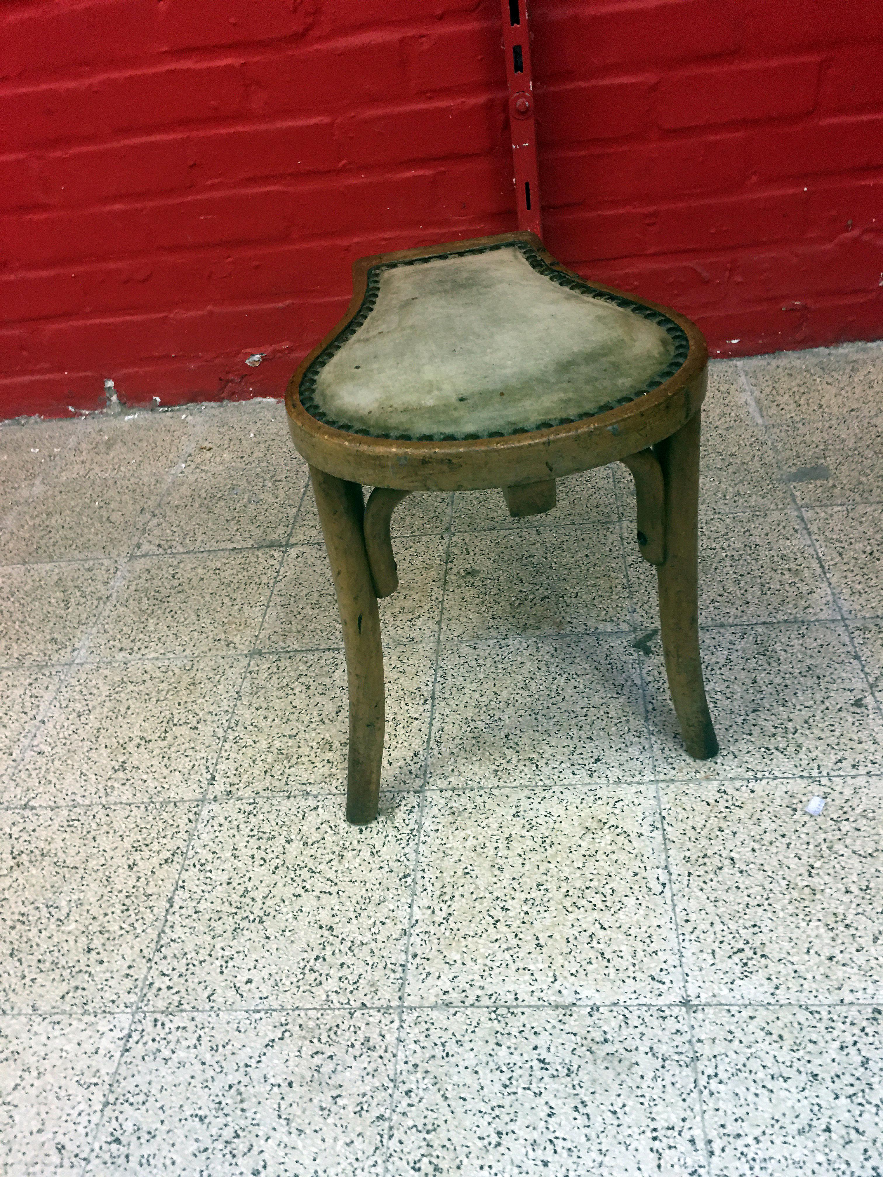 Footstool, Shoe Stool, Viennese Secession, circa 1880 For Sale 2
