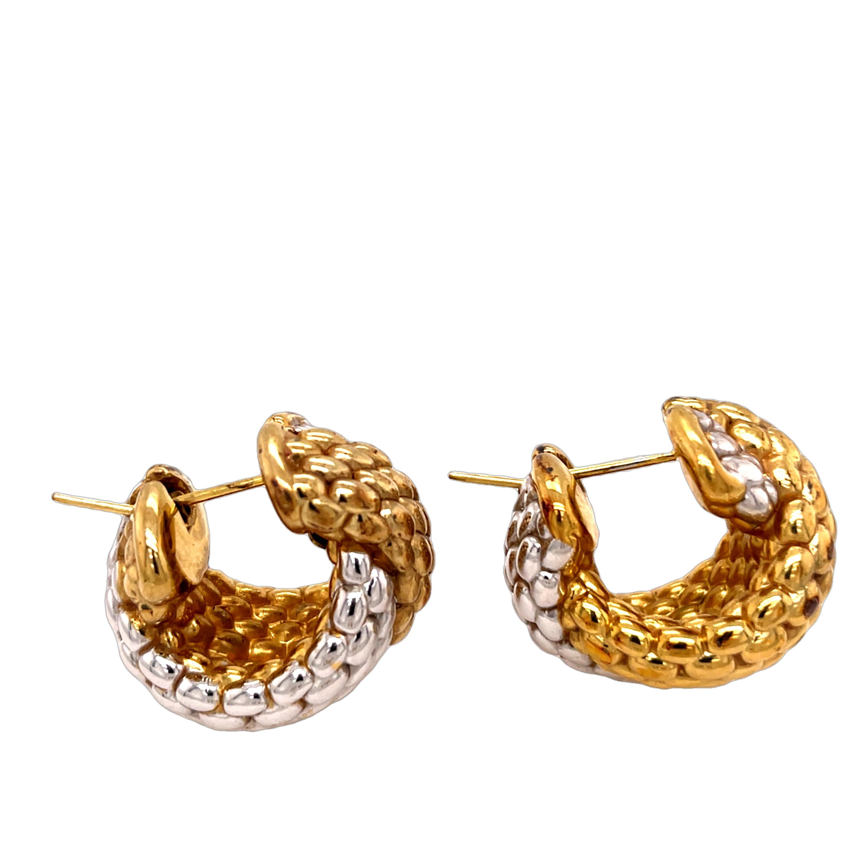 Elegante und raffinierte Fope-Ohrringe aus 18 Karat Gelb- und Weißgold. In klassischer 