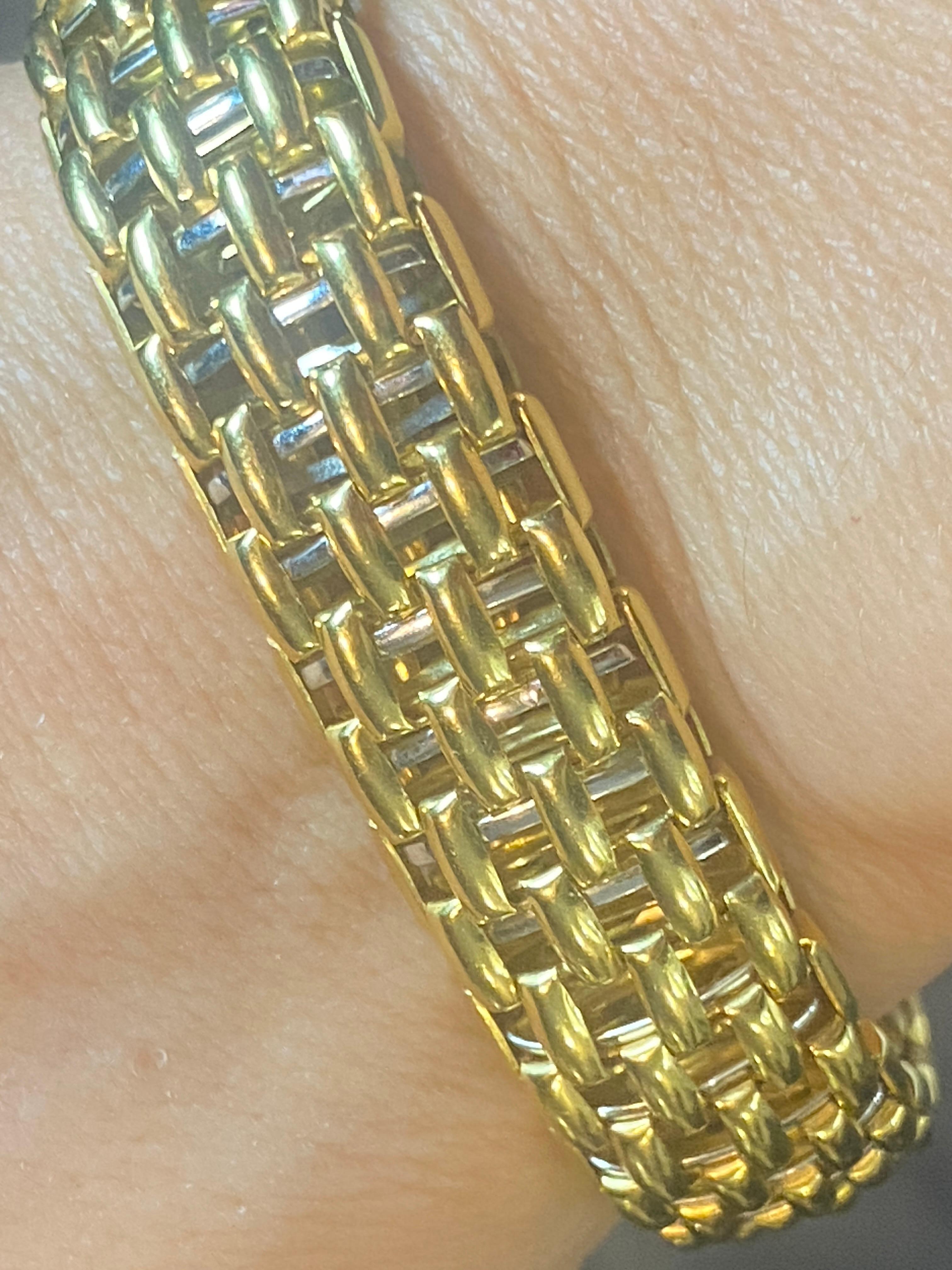 Fope 18k gold latticework bracelet, part of set with necklace sold separately For Sale 1