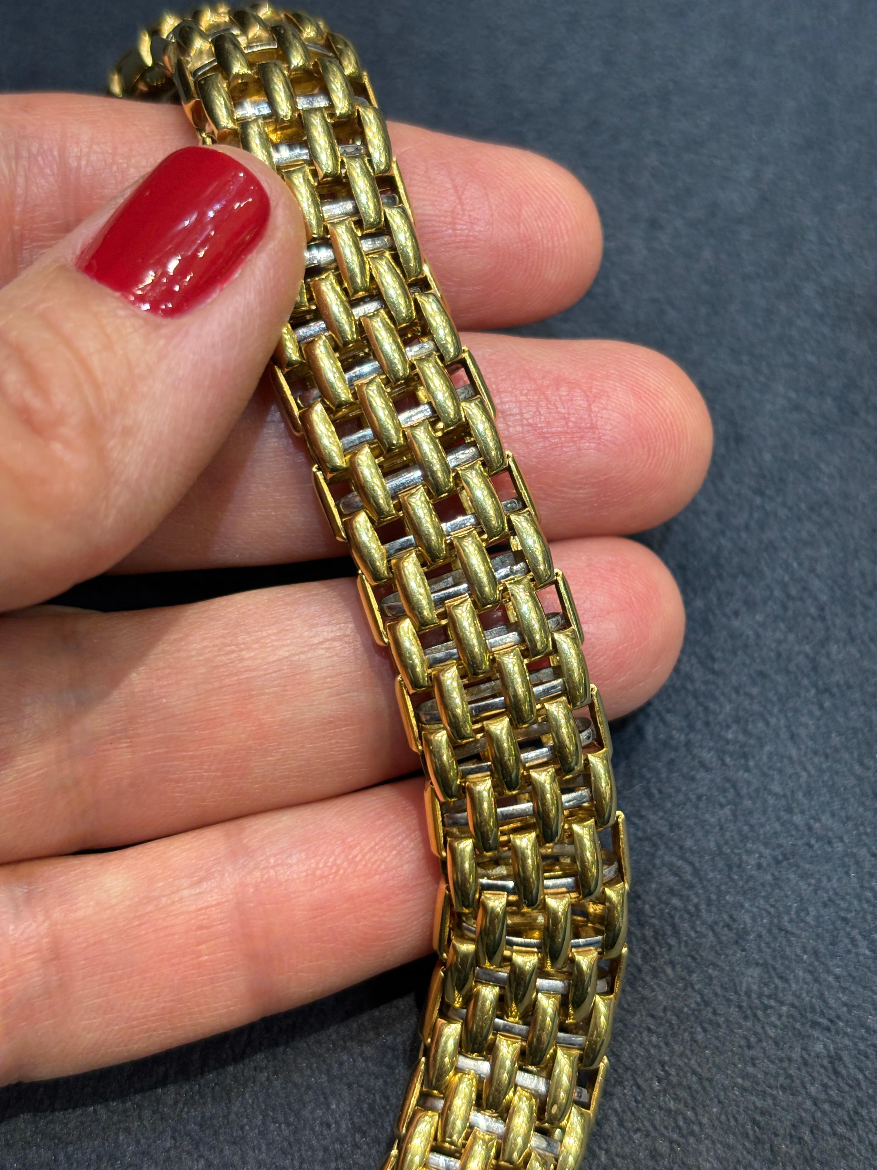 Collana a reticolo in oro 18k di Fope, parte di un set con bracciale elencato separatamente In condizioni buone in vendita a London, GB