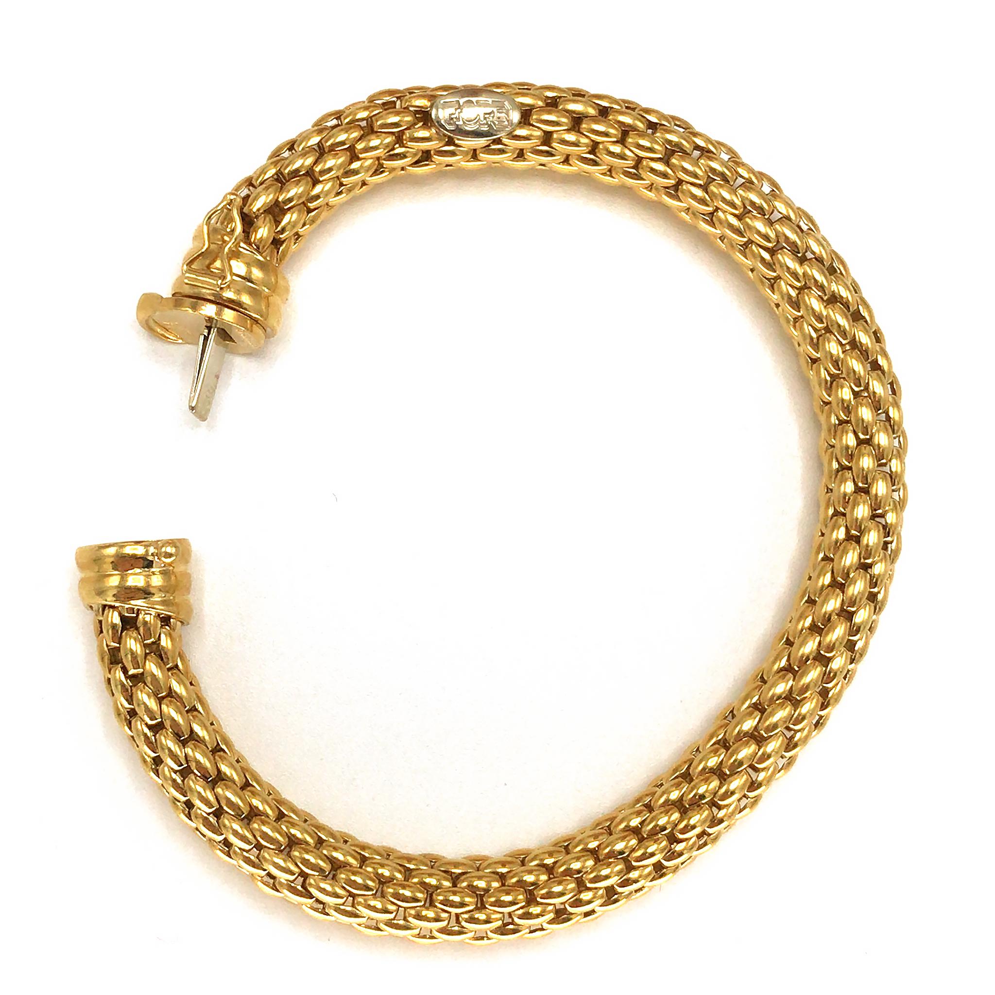 Fope 18k Yellow Gold Flex It Bracelet In Excellent Condition In New York, NY