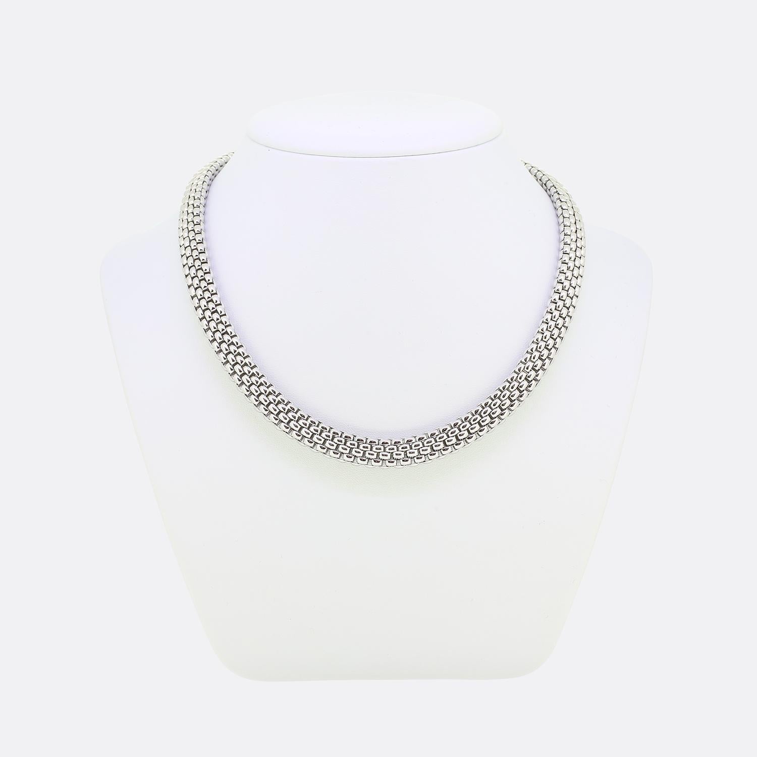 Here we have an 18ct white gold chain necklace from the luxury jewellery designer Fope. The necklace forms part of the Profili Collection and is an impressive 63.6 grams in weight. The Profili Collection's signature woven mesh link design exudes