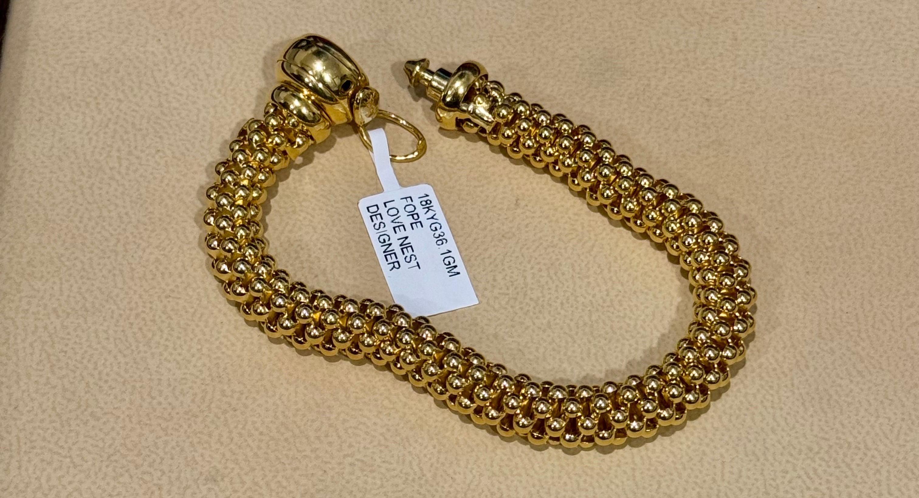 Fope Vintage Love Nest Yellow Gold  Woven Bracelet in 18 Kt Yellow Gold, Italy In Excellent Condition In New York, NY