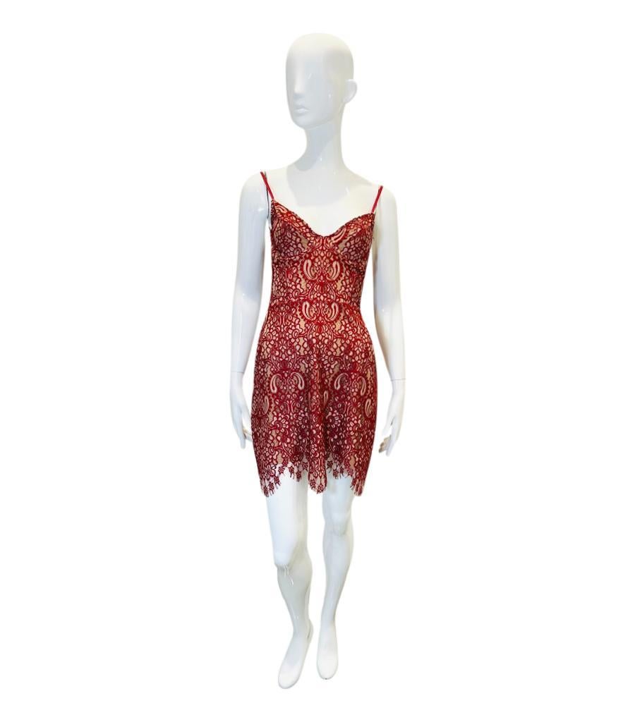 For Love And Lemons Lace Embellished Dress
Red 'Vika' mini dress designed with lace overlay and nude lining.
Detailed with spaghetti straps, V-Neckline, and concealed zip closure to rear.
Size – M
Condition – Very Good
Composition – 32.1 % Nylon,