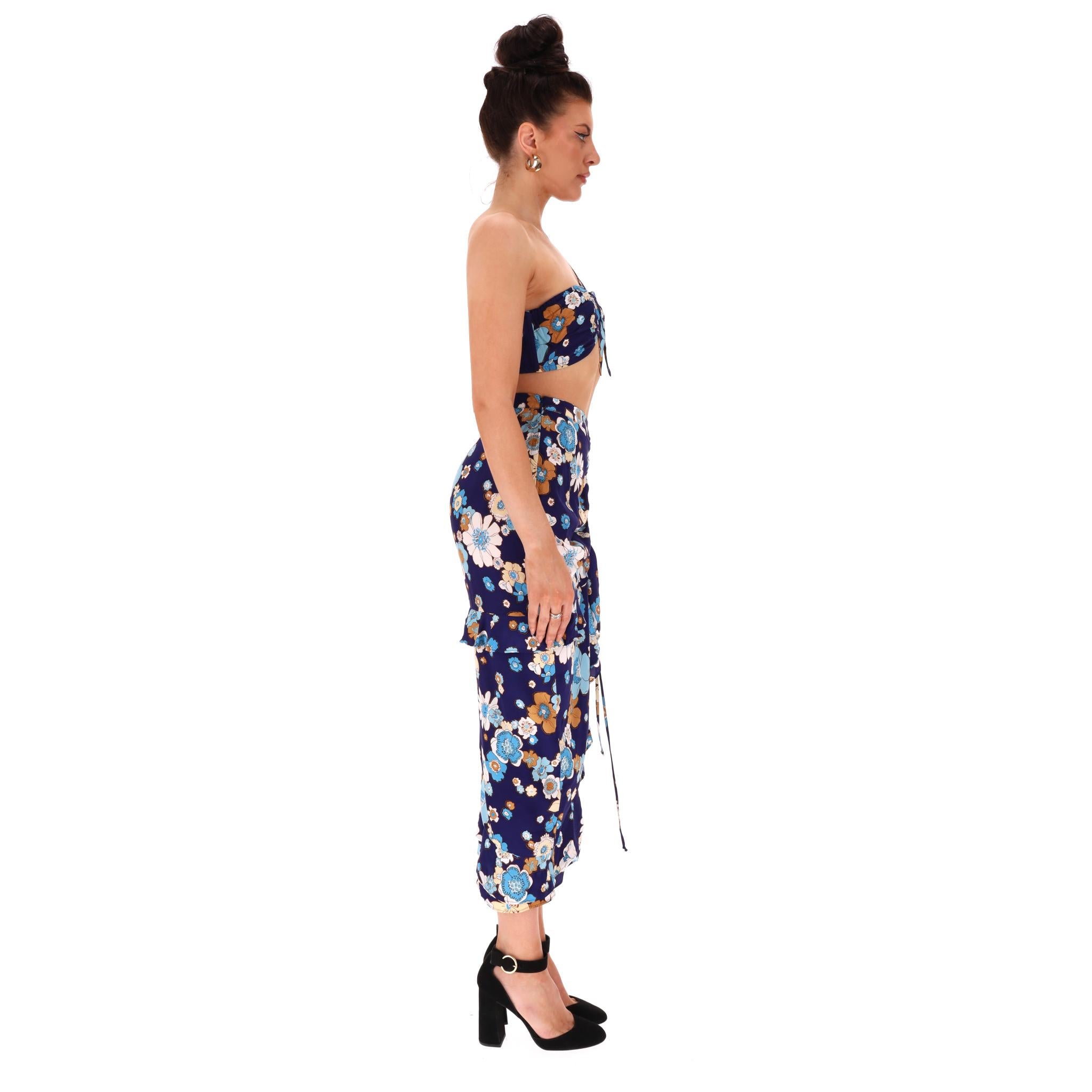 For Love & Lemons Asymmetrisches Oberteil mit Blumenmuster und passender Rock im Set (Violett) im Angebot