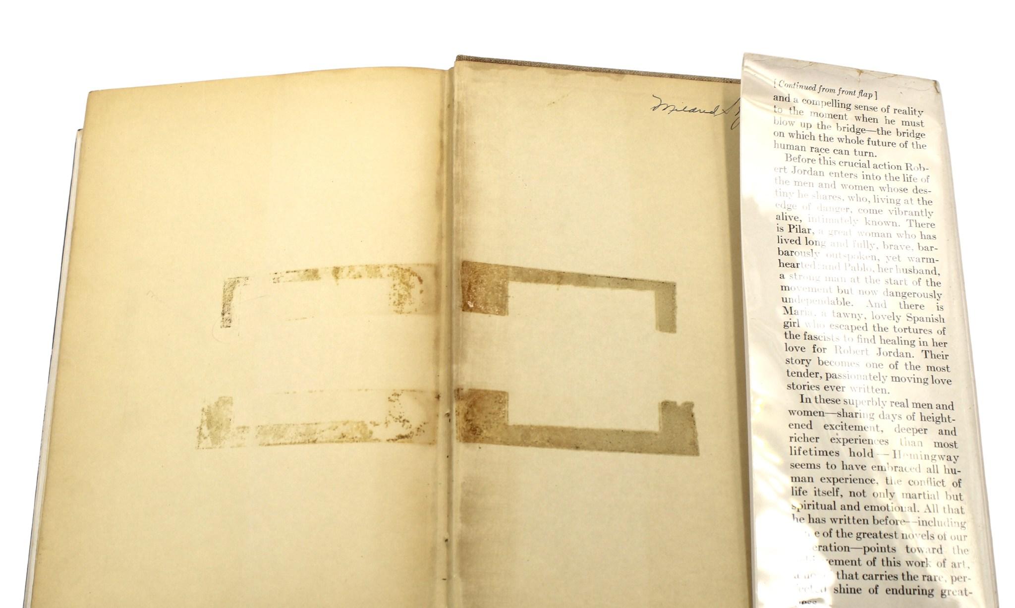 Pour Whom the Bell Tolls d'Ernest Hemingway, première édition dans son DJ original, 1940 en vente 4