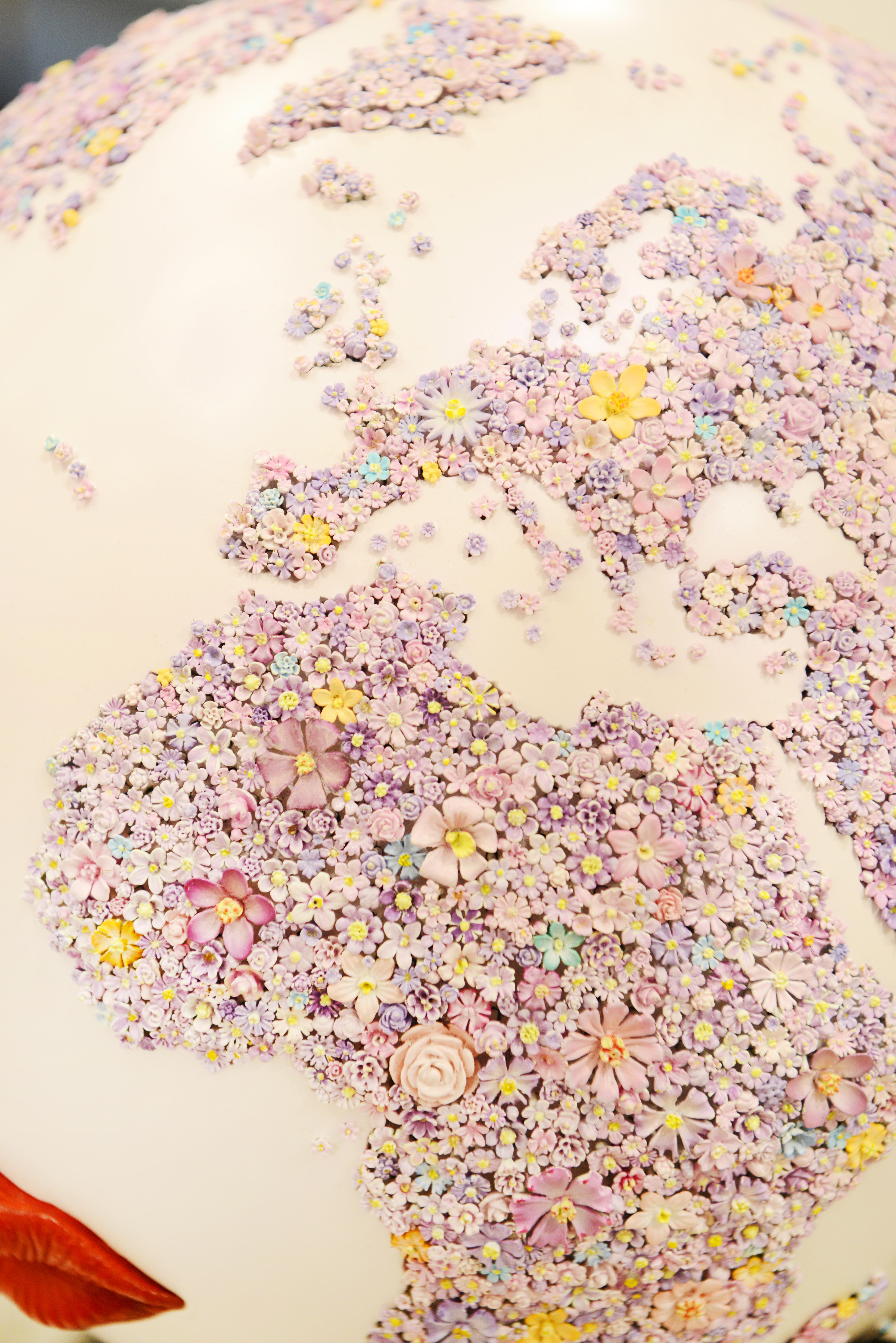 Pour les femmes, nous nous soucions de la Terre Globe violet en vente 4
