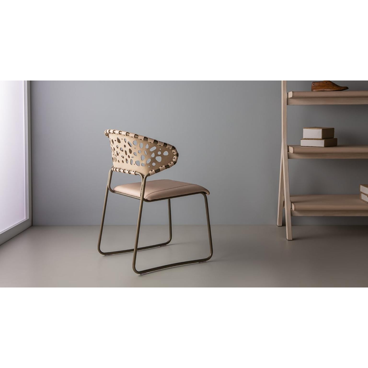Contemporary Foratta Chair by Doimo Brasil For Sale