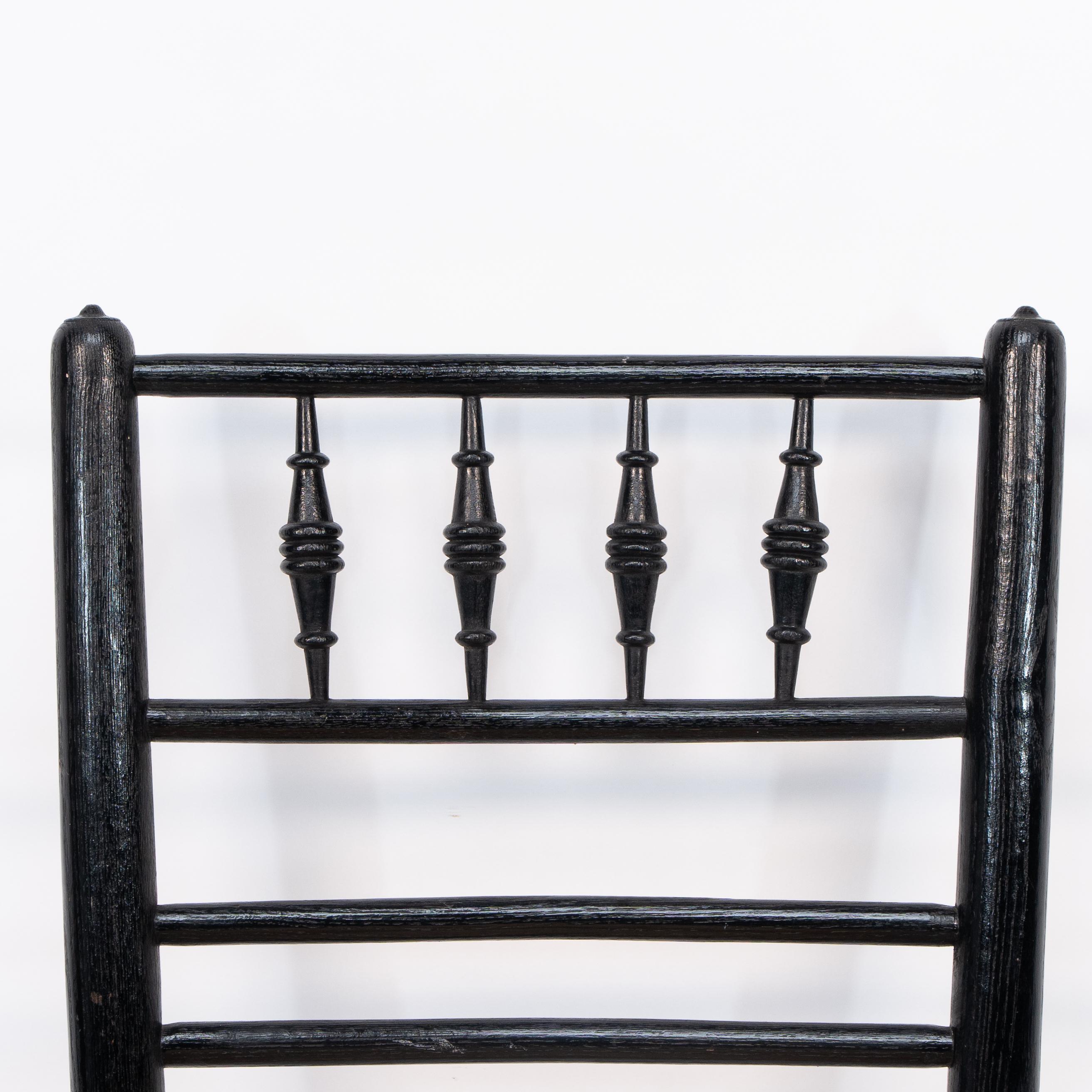 Morris & Co attr to Philip Webb. Aesthetic Movement pair rush seat Sussex chairs For Sale 1