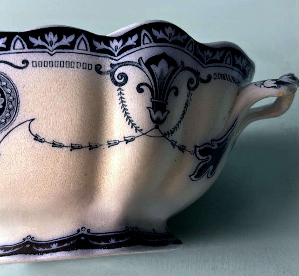 Soupière anglaise en porcelaine bleue Flow à motif Carlton, sans couvercle en vente 3
