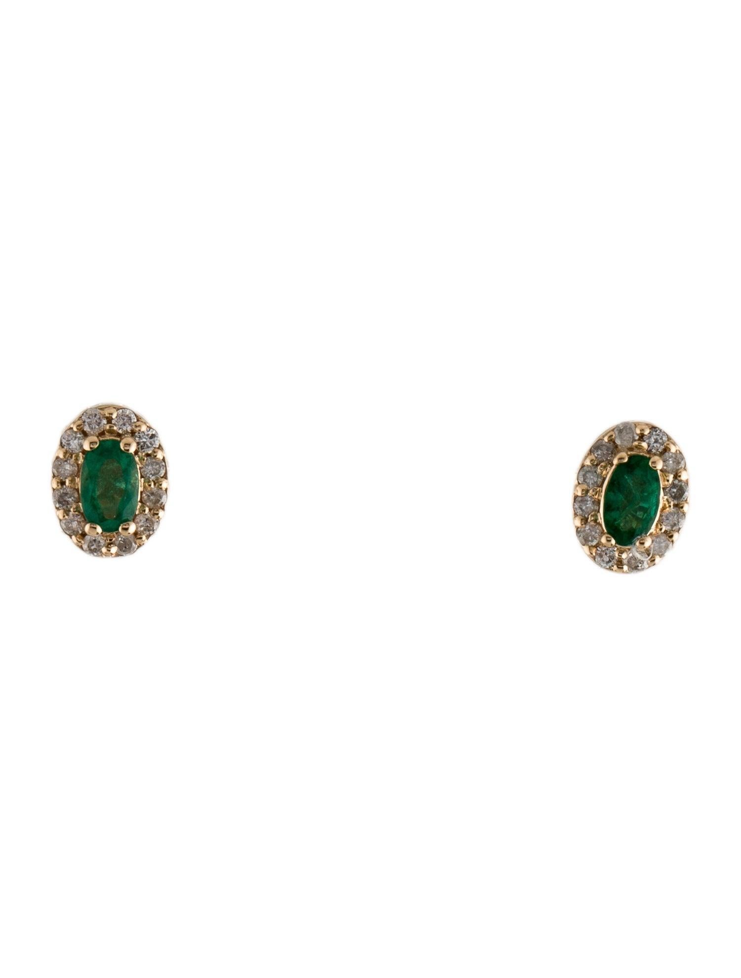 14K Emerald & Diamond Stud Earrings - Exquisite Gemstone Jewelry & Timeless In New Condition For Sale In Holtsville, NY