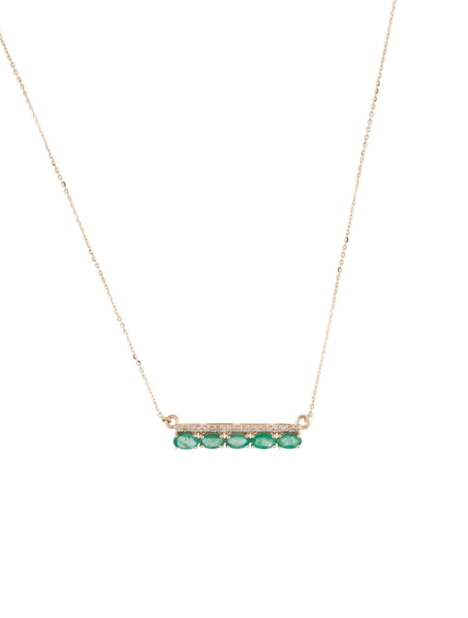 14K 1.07ctw Emerald & Diamond Pendant Necklace: Exquisite Luxury Statement Piece In New Condition For Sale In Holtsville, NY