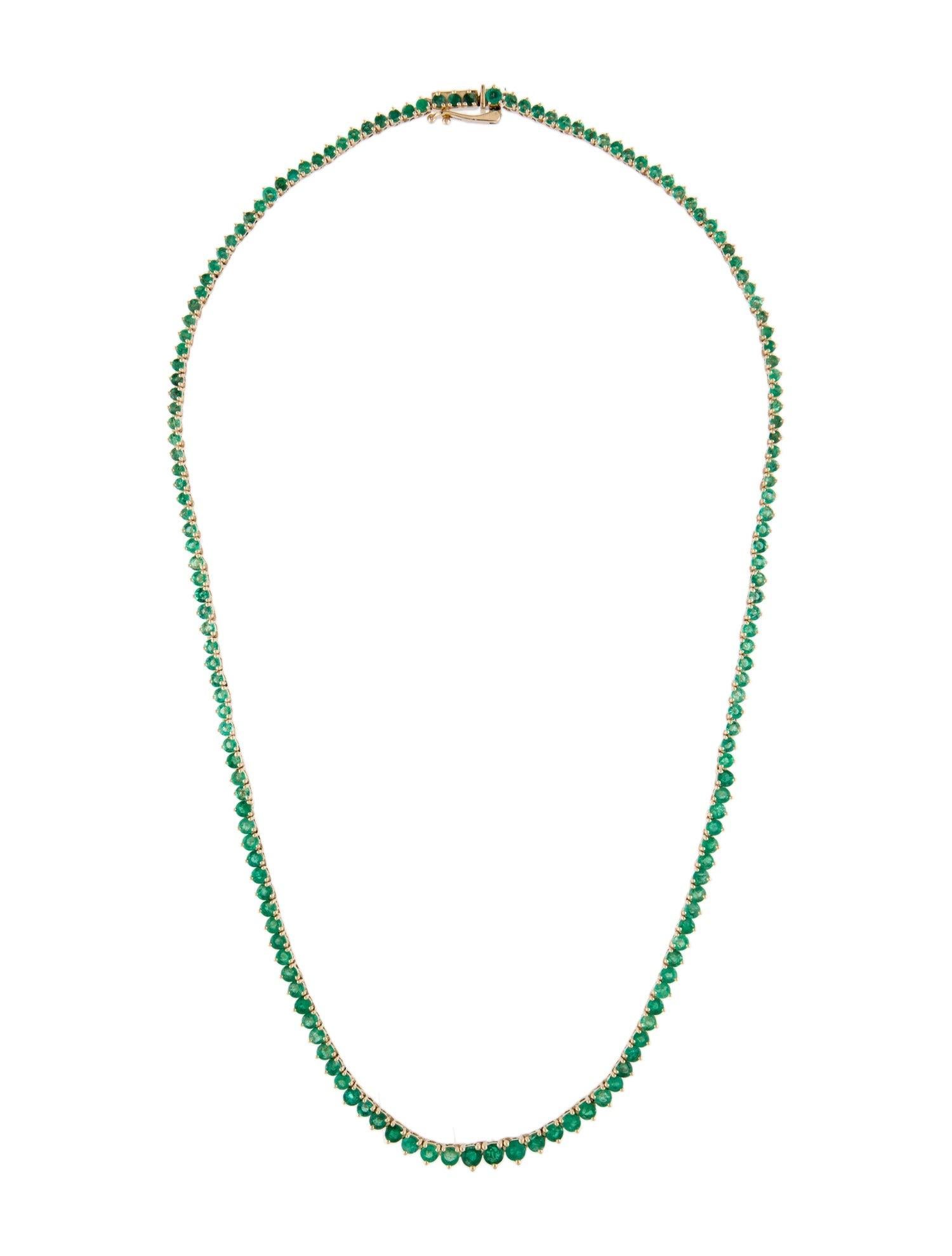 14K Emerald Graduated Necklace: Exquisite Luxury Statement Jewelry Piece In New Condition For Sale In Holtsville, NY