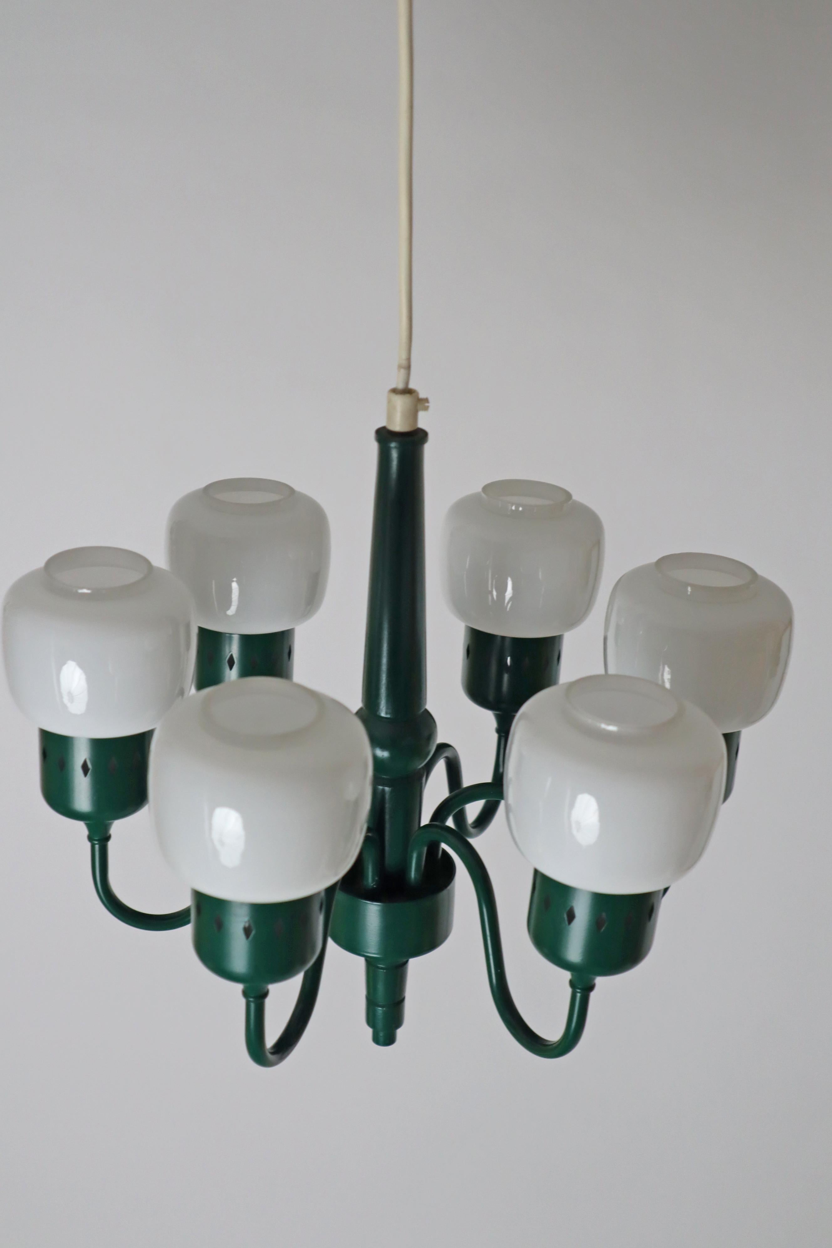 Lustre vert forêt de Hans-Agne Jakobsson Modèle 526 Suède 1970 en vente 3