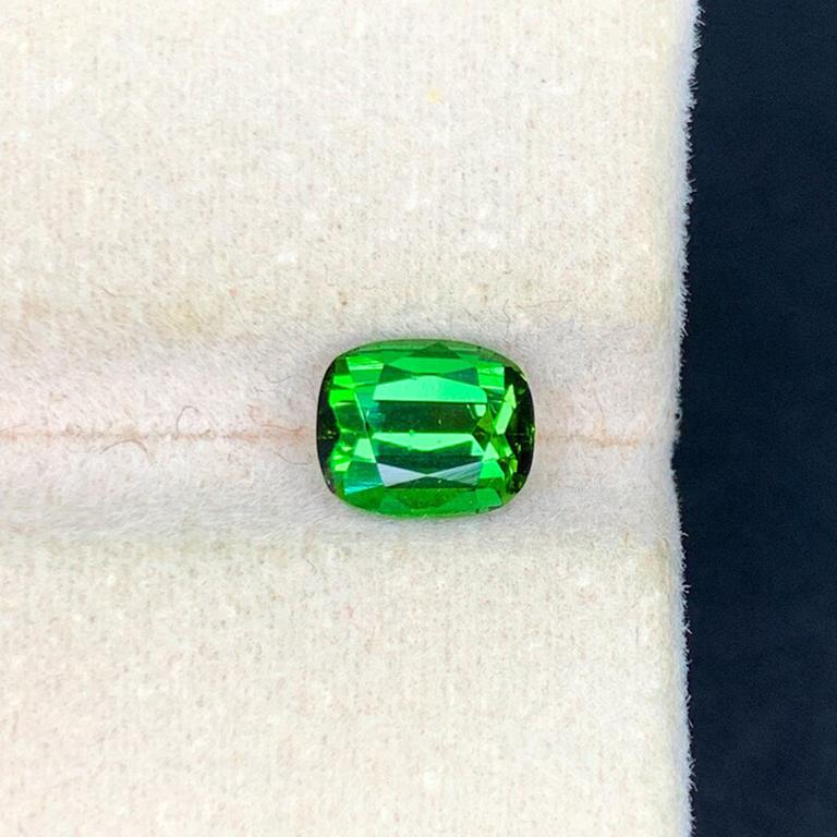 Taille coussin Forest Green Tourmaline Ring Stone, Natural Tourmaline Gemstone For Ring en vente