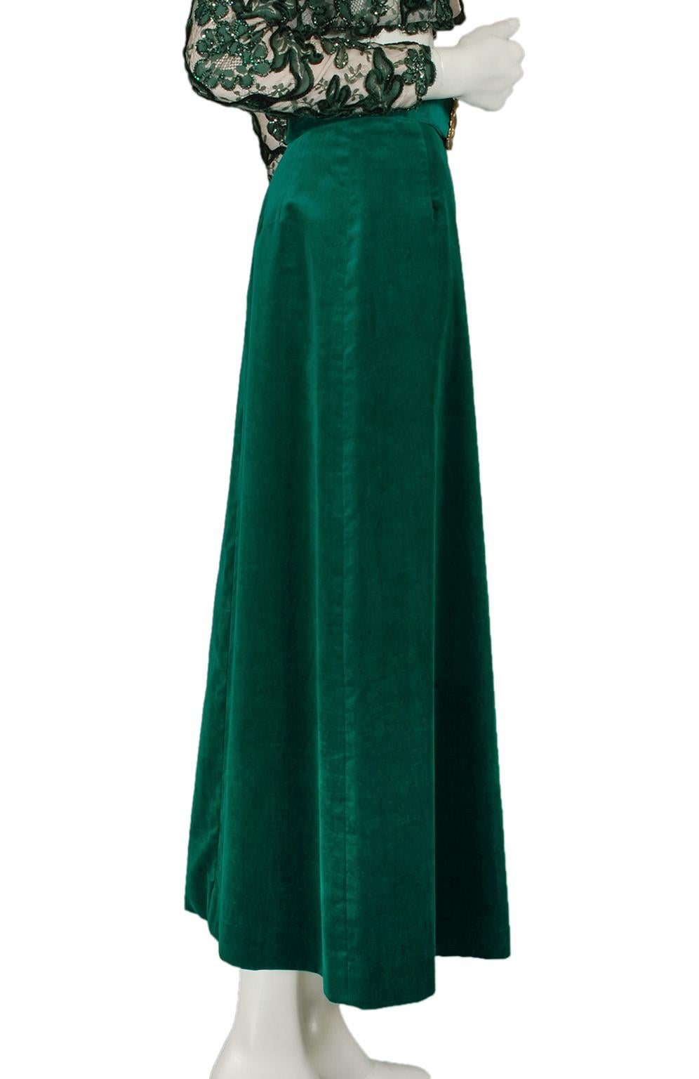 Forest Green Velveteen Hostess Maxi Skirt w Brutalist Gold Buckle - XS, 1960s In Excellent Condition In Tucson, AZ
