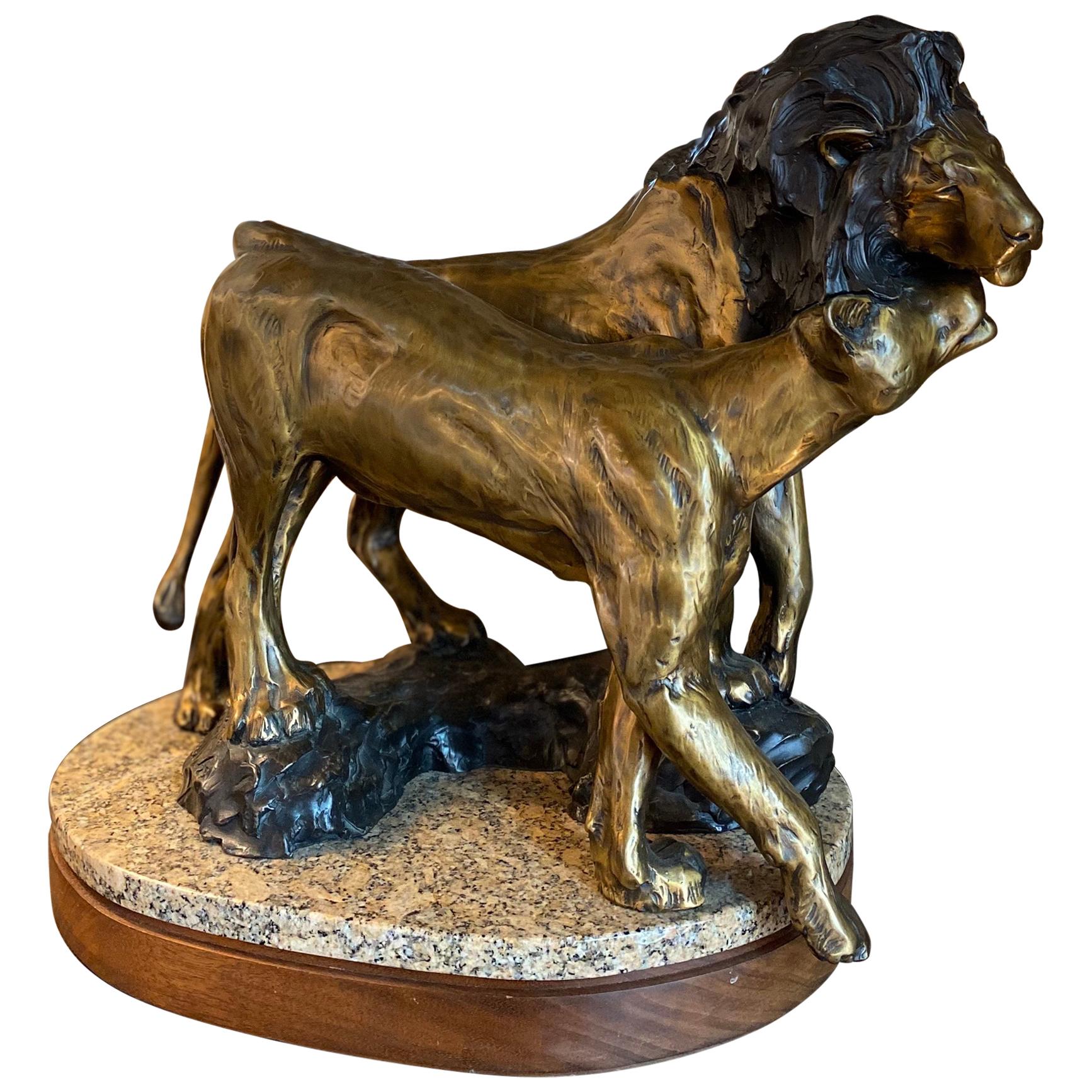 Waldholz-Bronze-Skulptur von Löwen