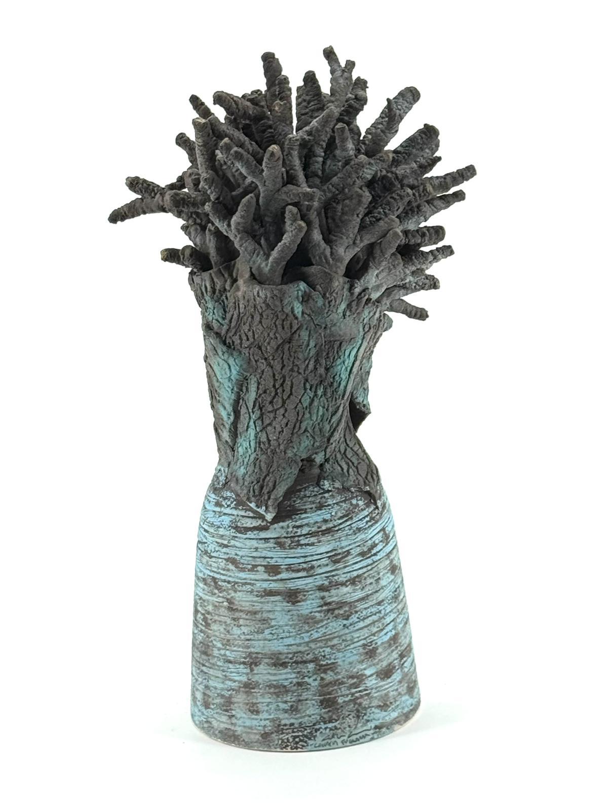 XXI secolo e contemporaneo La Signora della Foresta. Un pezzo d'arte unico. Realizzato e dipinto a mano. Ceramica 2024 in vendita