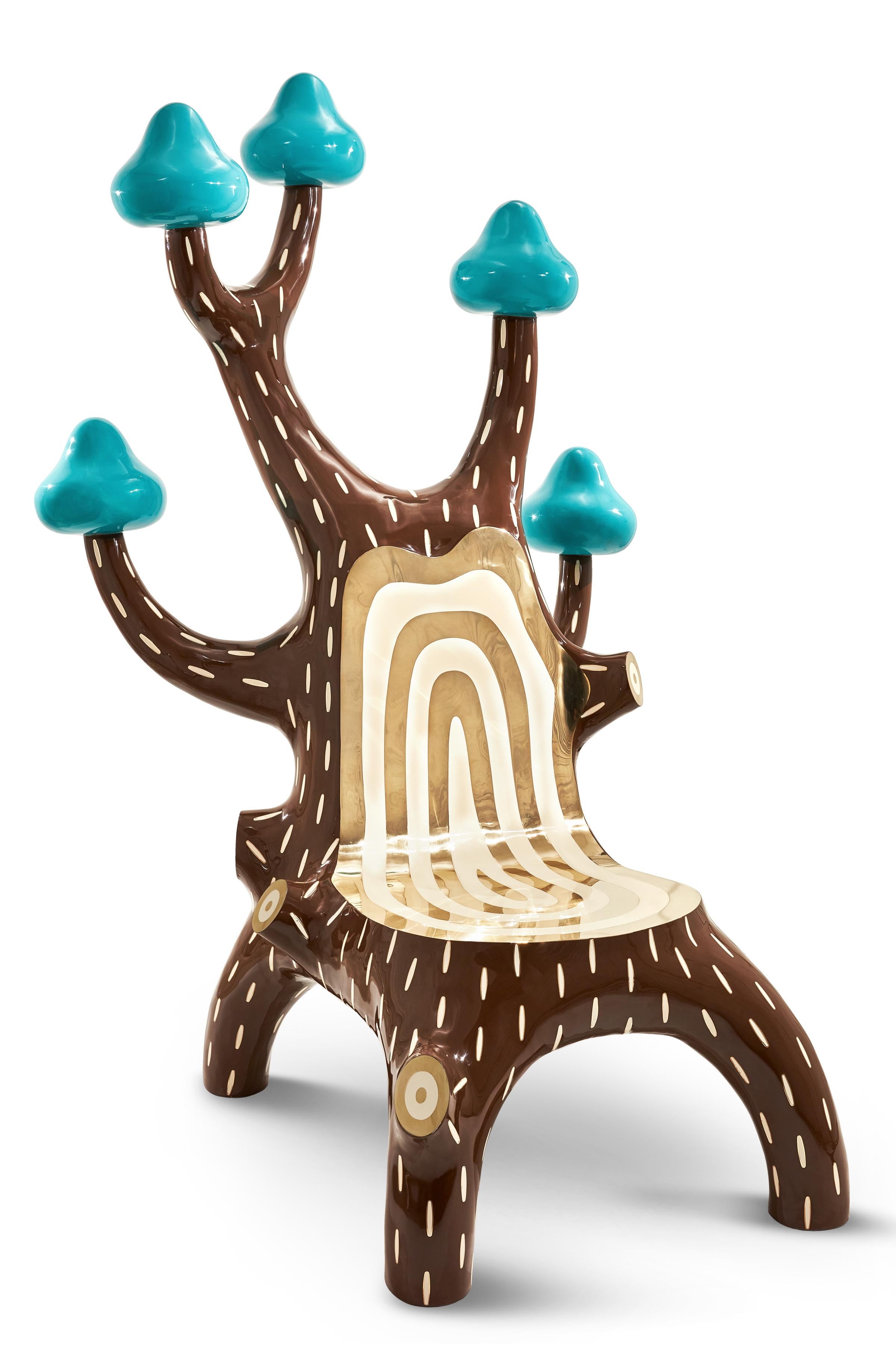 La chaise longue Forest avec incrustation en laiton de Marcantonio est une chaise luxueuse et pop, un sujet de conversation dans n'importe quel espace. Il est recouvert de 