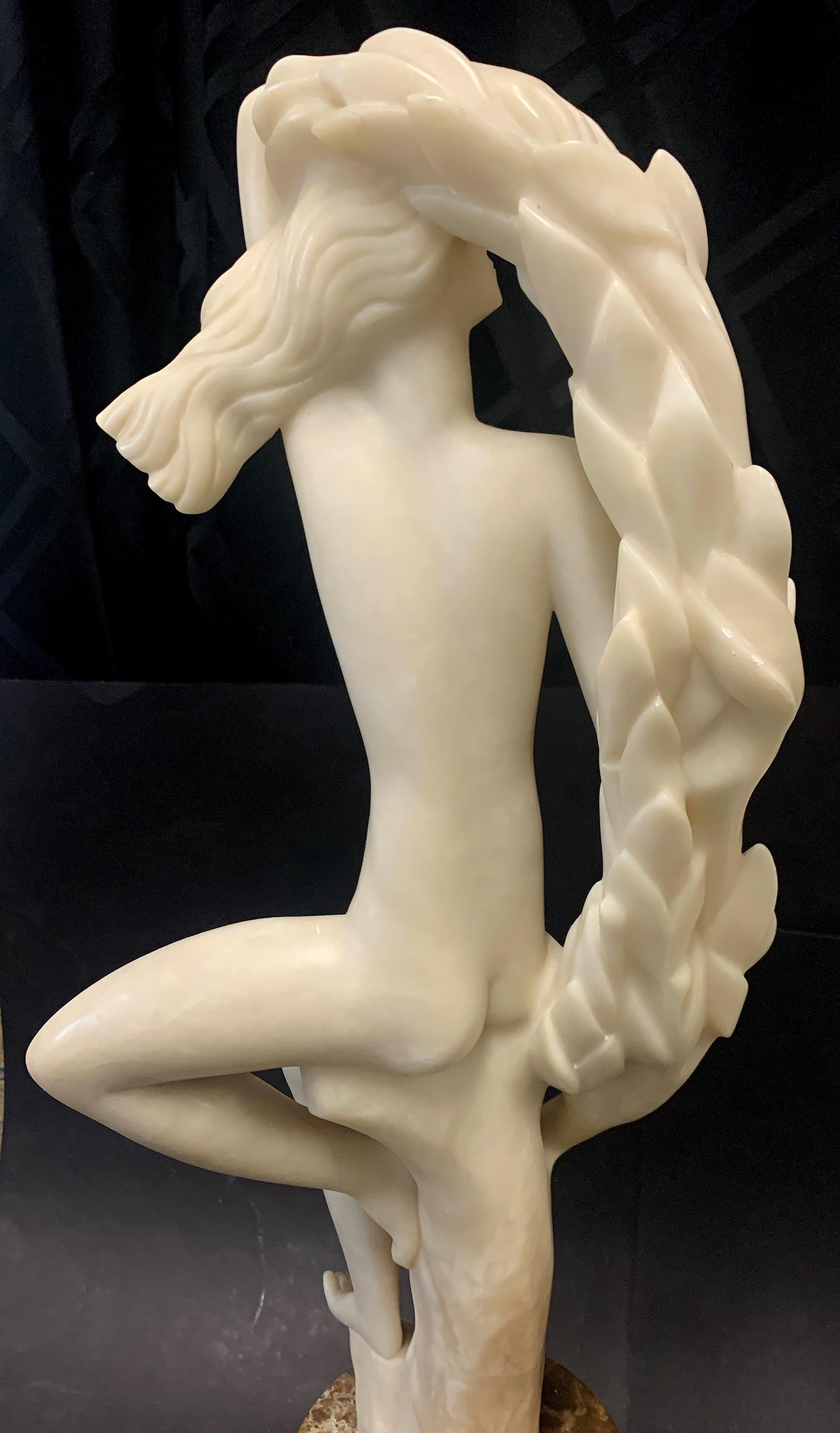Paar Art-Déco-Skulpturen mit weiblichem Akt aus Alabaster, „Forest Nymphen“, 1937 im Zustand „Gut“ im Angebot in Philadelphia, PA