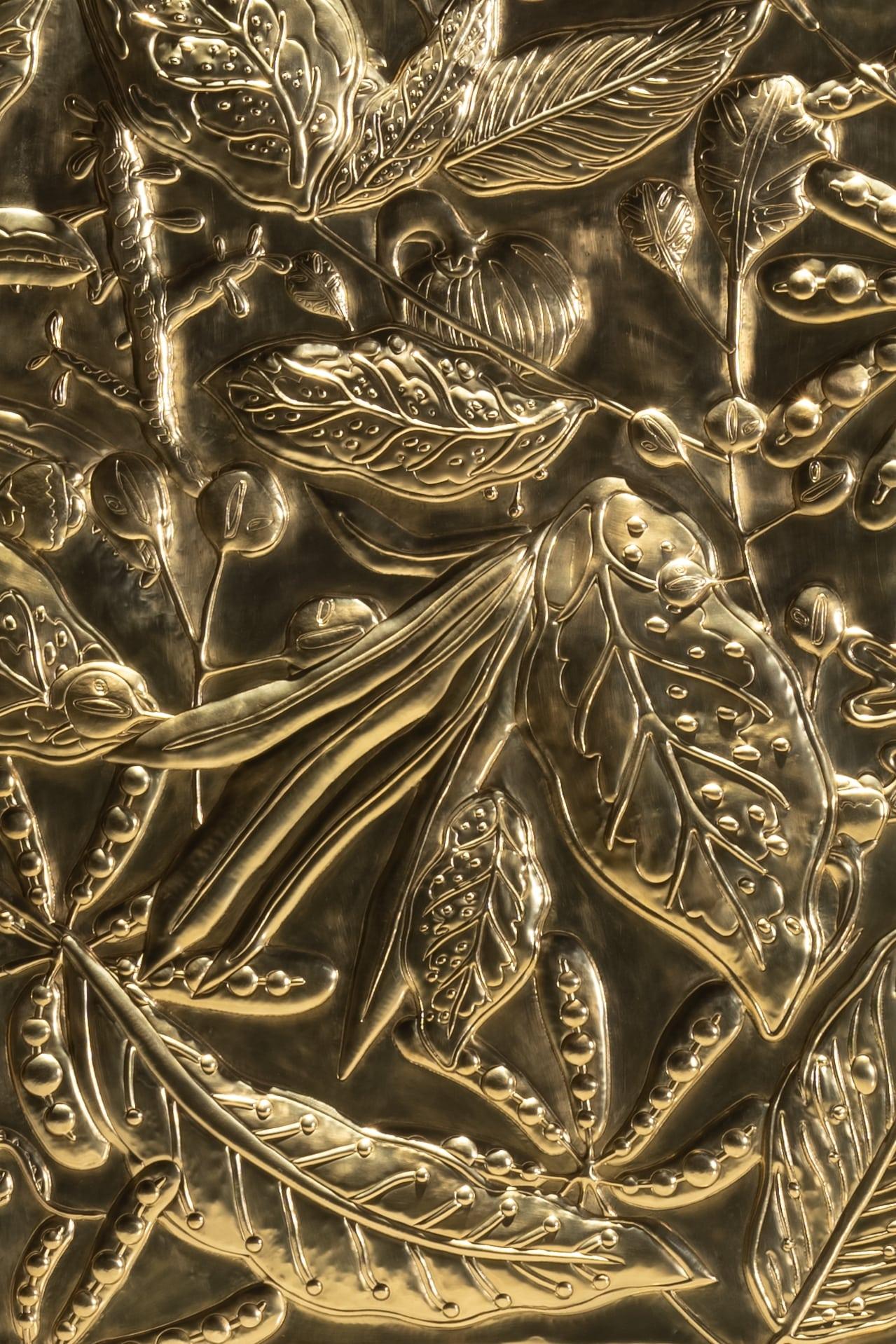 Forest Repousse-Tafel von Marcantonio im Zustand „Neu“ im Angebot in Kolkata, IN