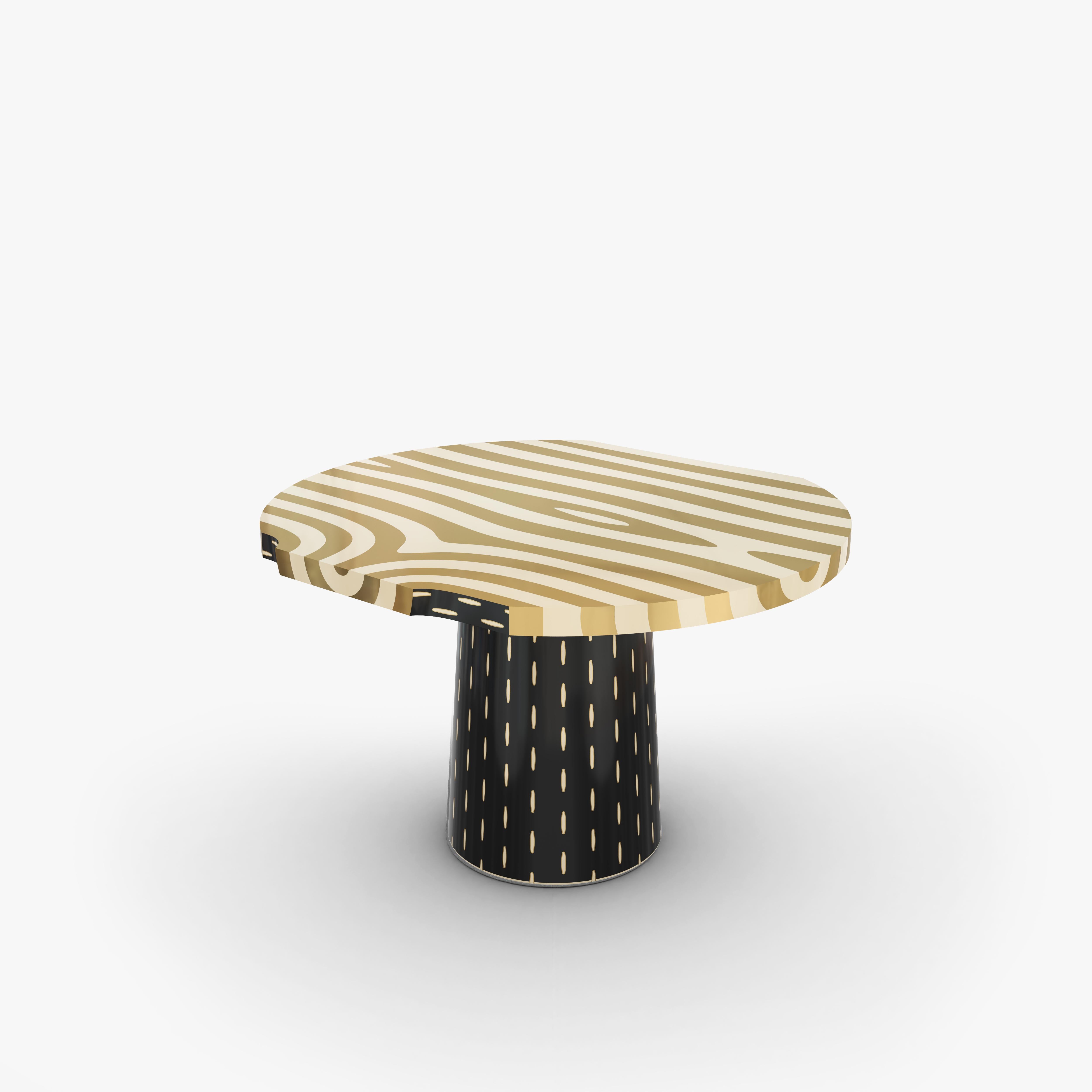Moderne Table à manger ronde Forêt-Noire avec incrustation en laiton de Marcantonio en vente