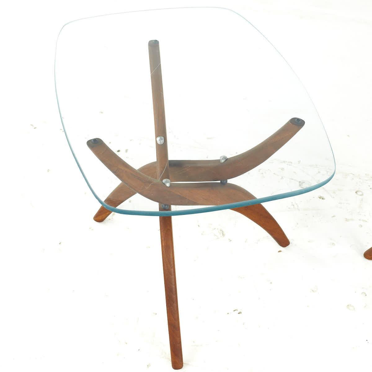 Forest Wilson Mid Century Walnut Side Tables – Pair For Sale 3