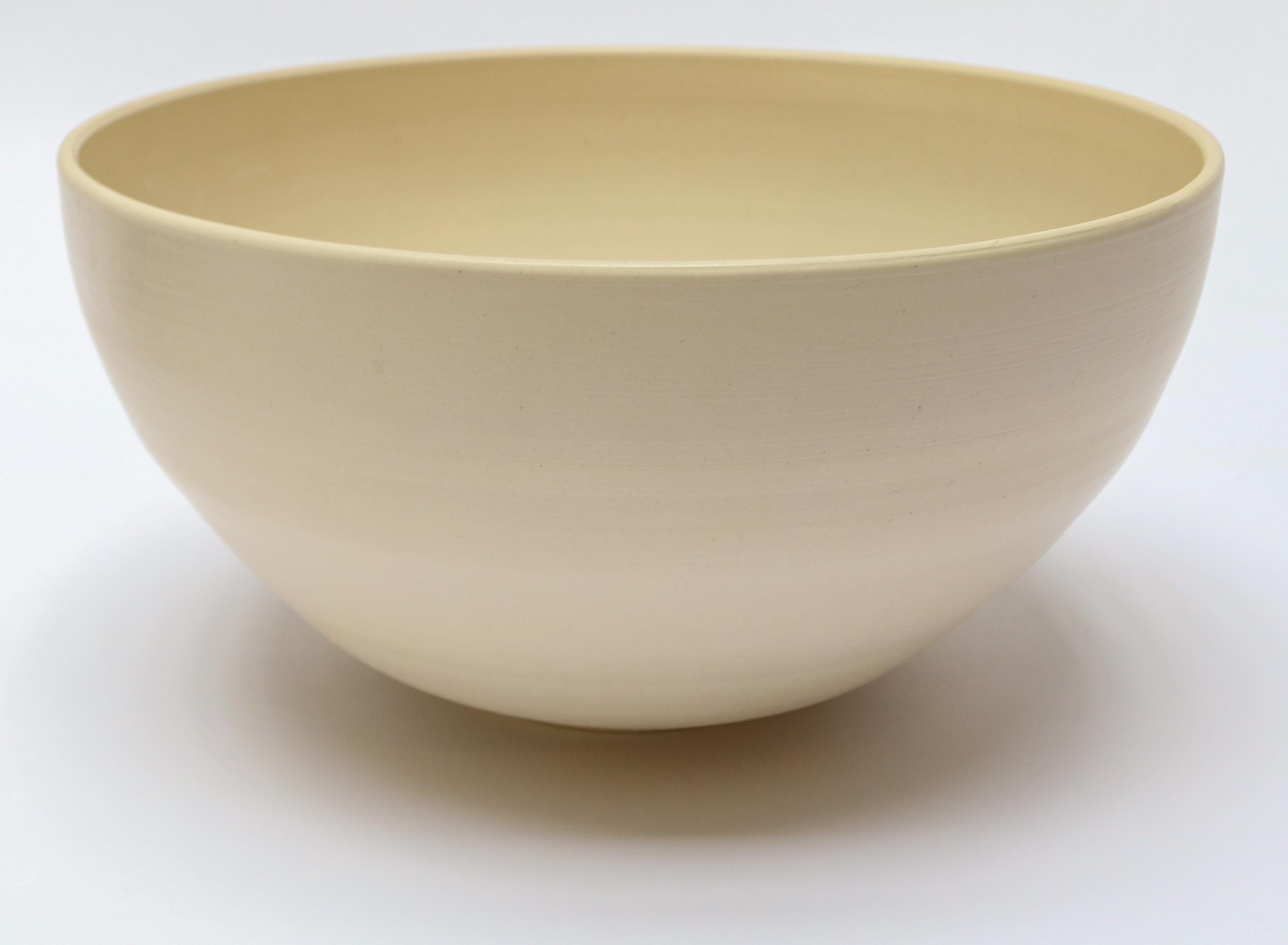 Contemporary Forever Bowl in Blanc White and Noir Black by Style Union Home For Sale