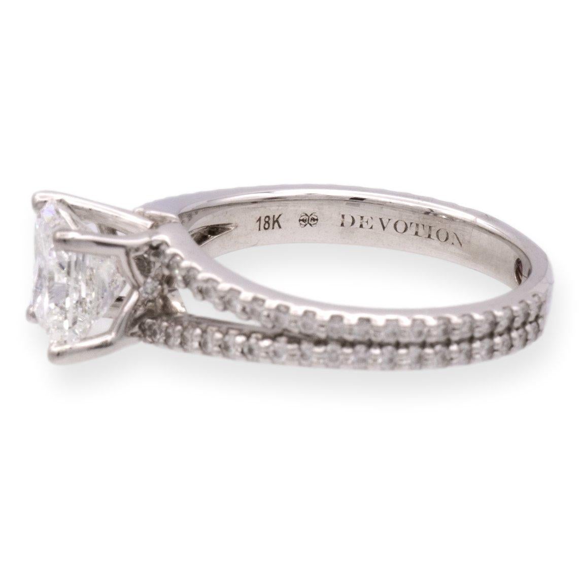 Moderne ForeverMark Devotion 18K Bague de fiançailles diamant taille princesse 1.52 Cts.FVVS2 en vente