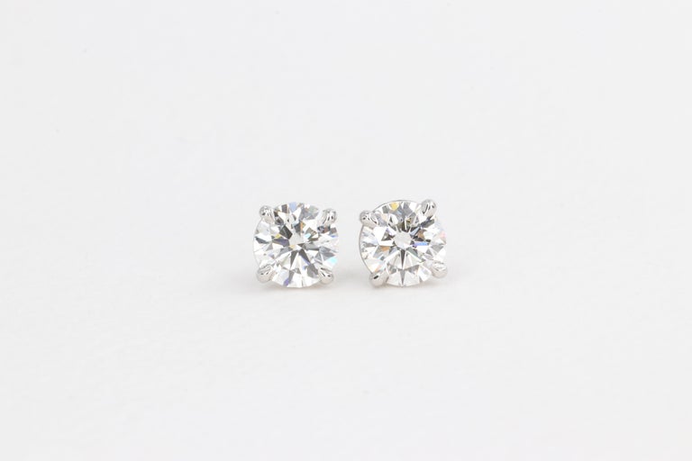 Forevermark Diamond Stud Earrings 1.40 Carats H Color VVS2 Clarity in
