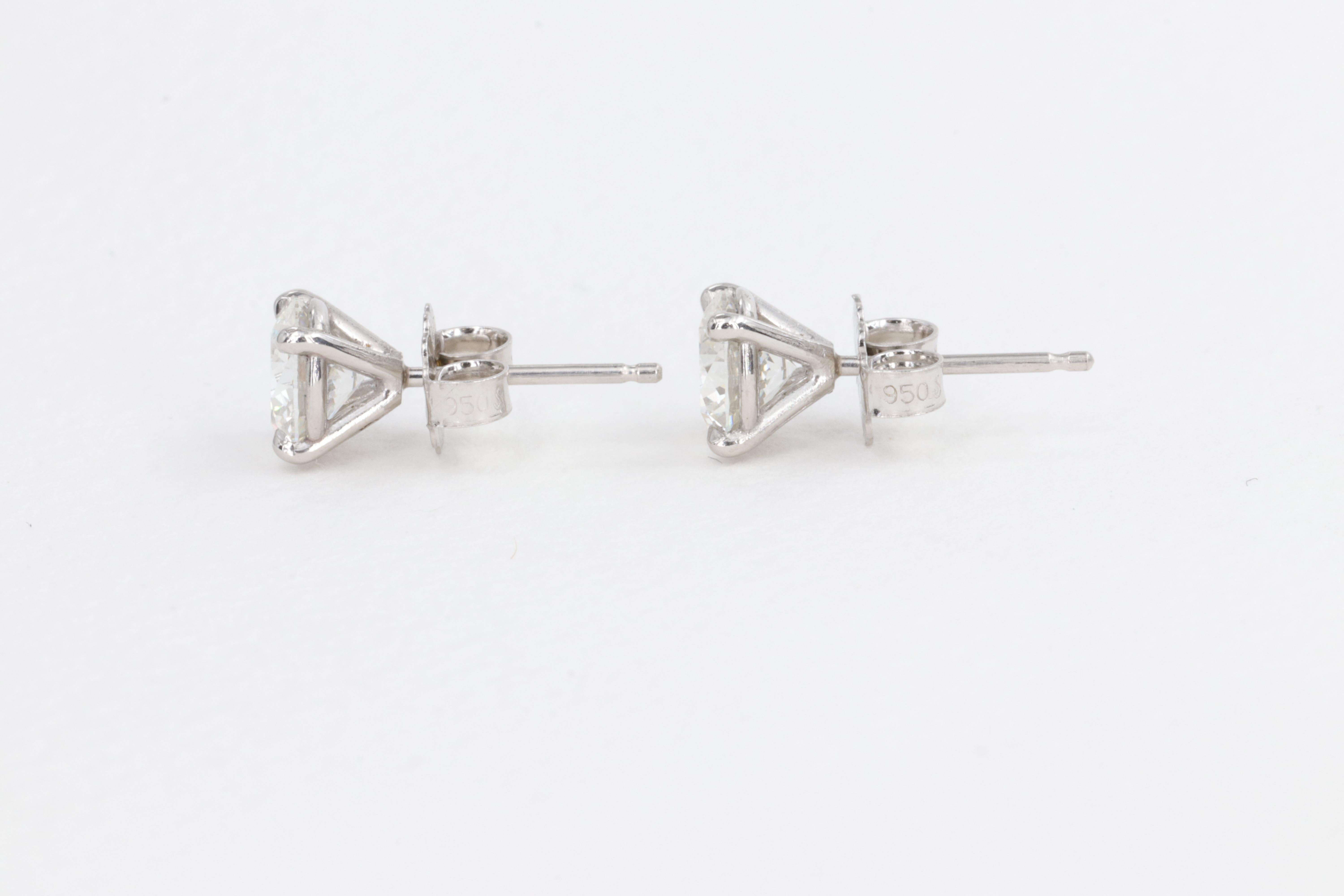 Forevermark Diamond Stud Earrings 1.40 Carats H Color VVS2 Clarity in Platinum For Sale 1