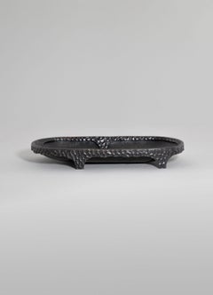 Cuenco forjado mediano de latón, Viya by Vikram Goyal