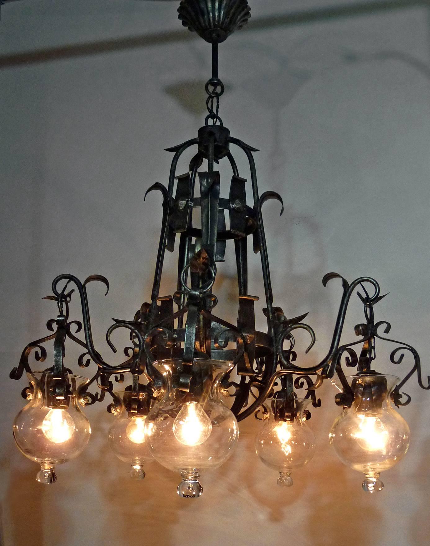 Forged Iron and Tole Cage-Form Chandelier with Five-Hanging Light Glass Globes In Good Condition For Sale In Coimbra, PT