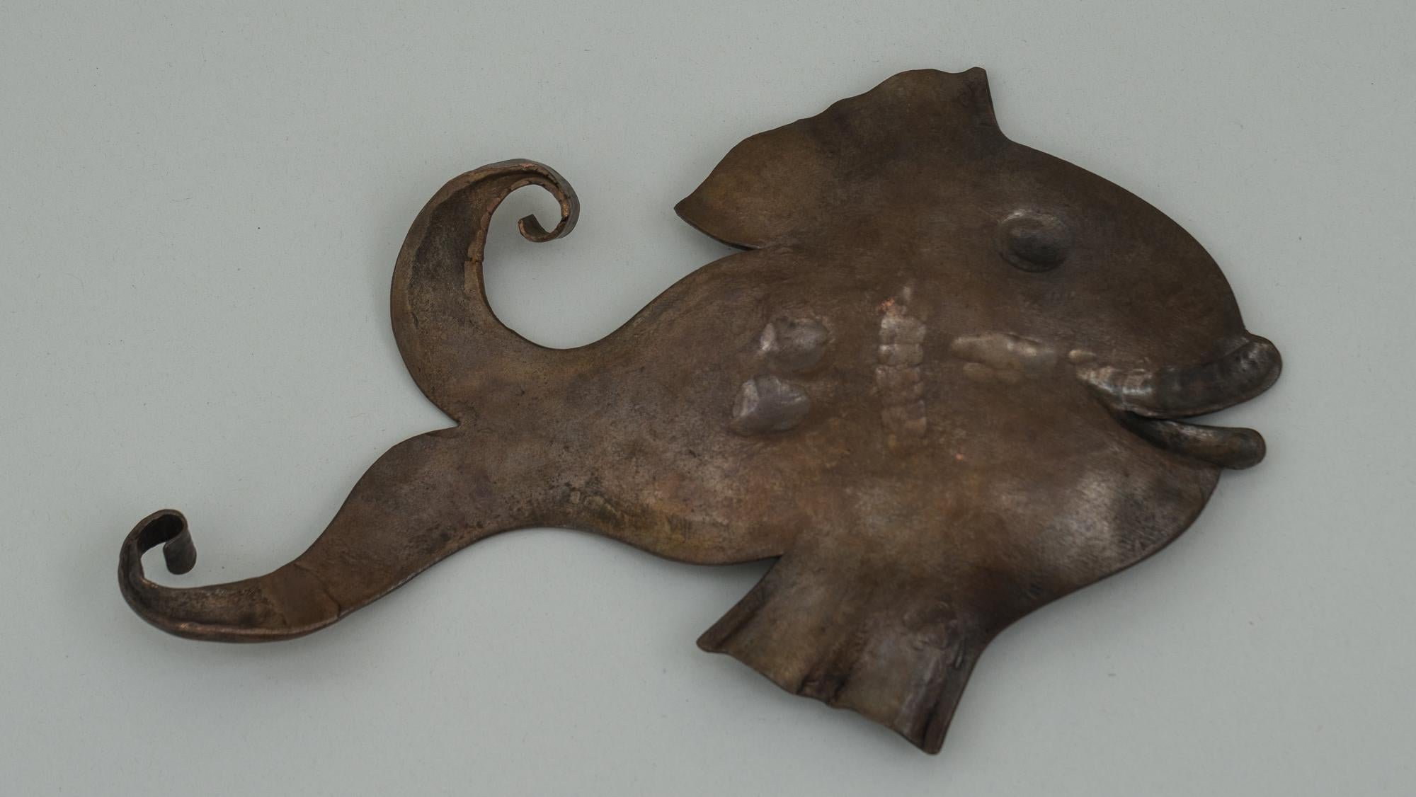 Forged Iron Ashtray in Shape of a Fish, Vienna, circa 1960s For Sale 3