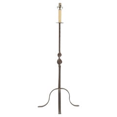 Lampadaire en fer forgé