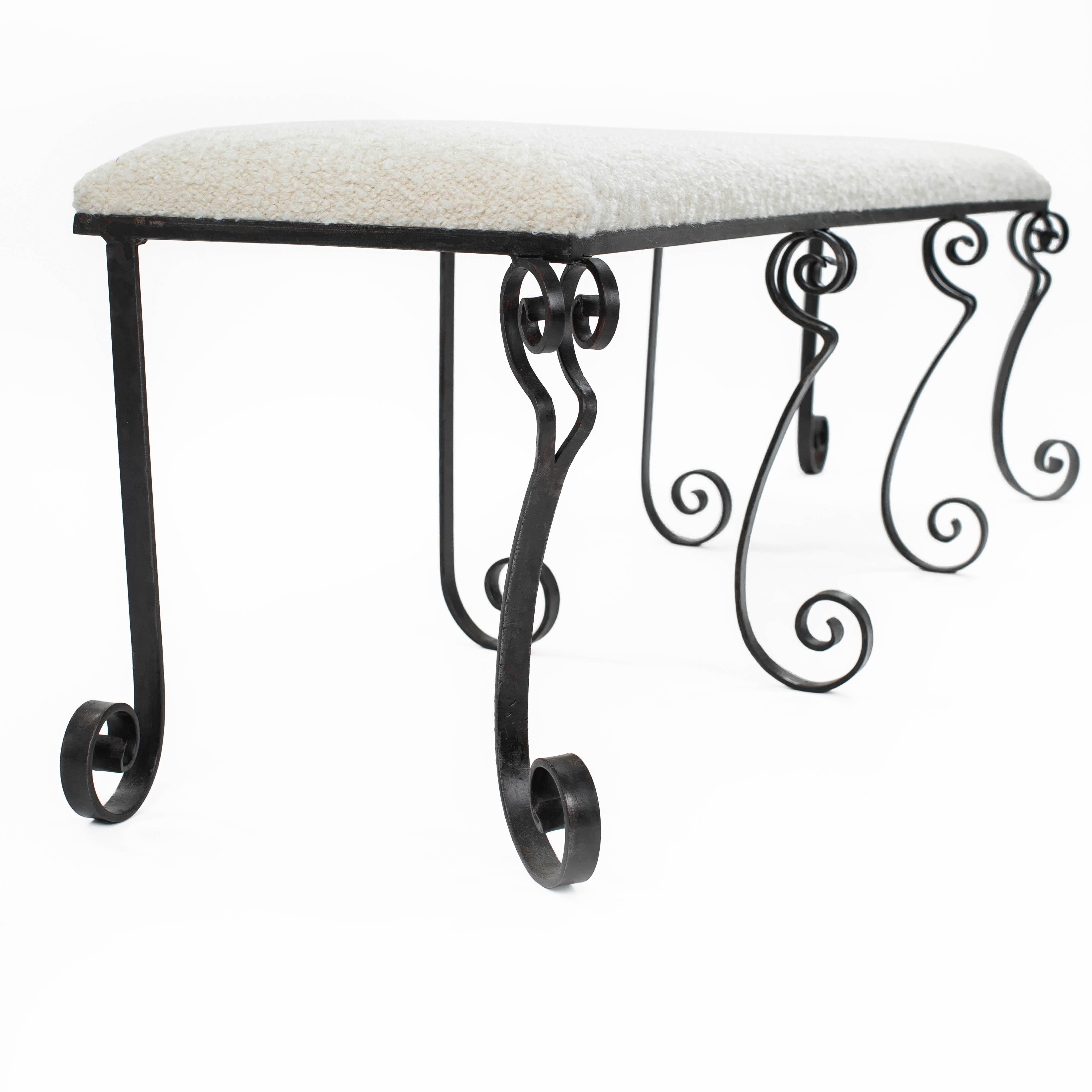 Panchina Art Déco in ferro forgiato con tessuto Bouclé bianco sporco Portogallo anni '20 in vendita 9