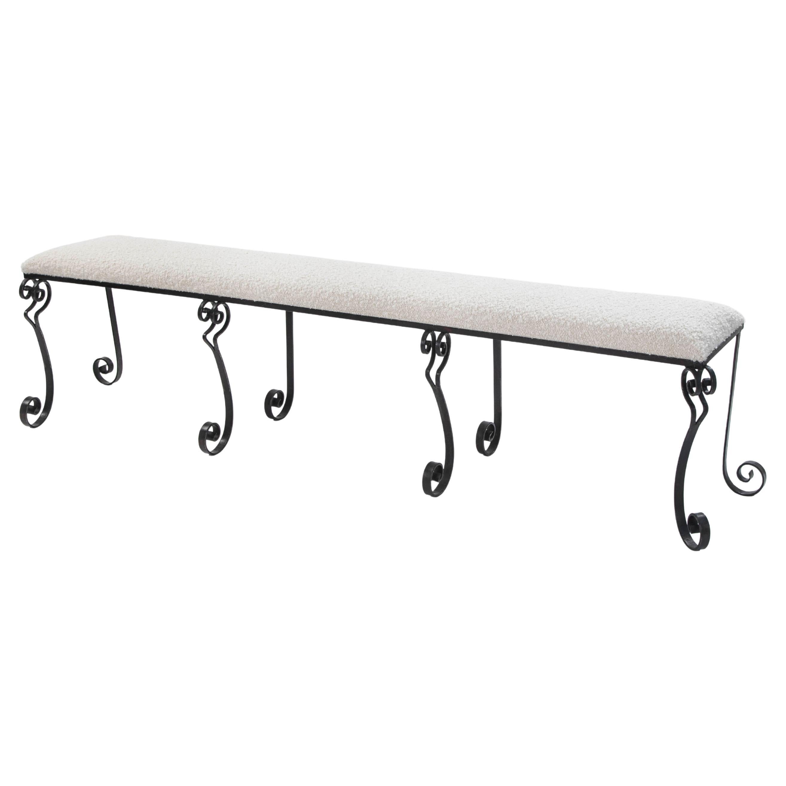 Panchina Art Déco in ferro forgiato con tessuto Bouclé bianco sporco Portogallo anni 
20 in vendita