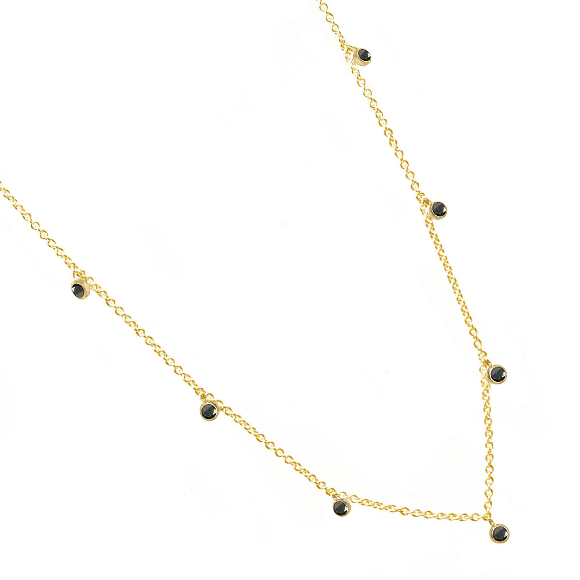 Made with diamond rimmed in gold, our Forged Gold Necklace provides an effortless, yet fashionable style.

Details
Metal: 18K Yellow Gold
Diamond carat: 0.3
Length: 15-17''
Diamond size: 2.5mm