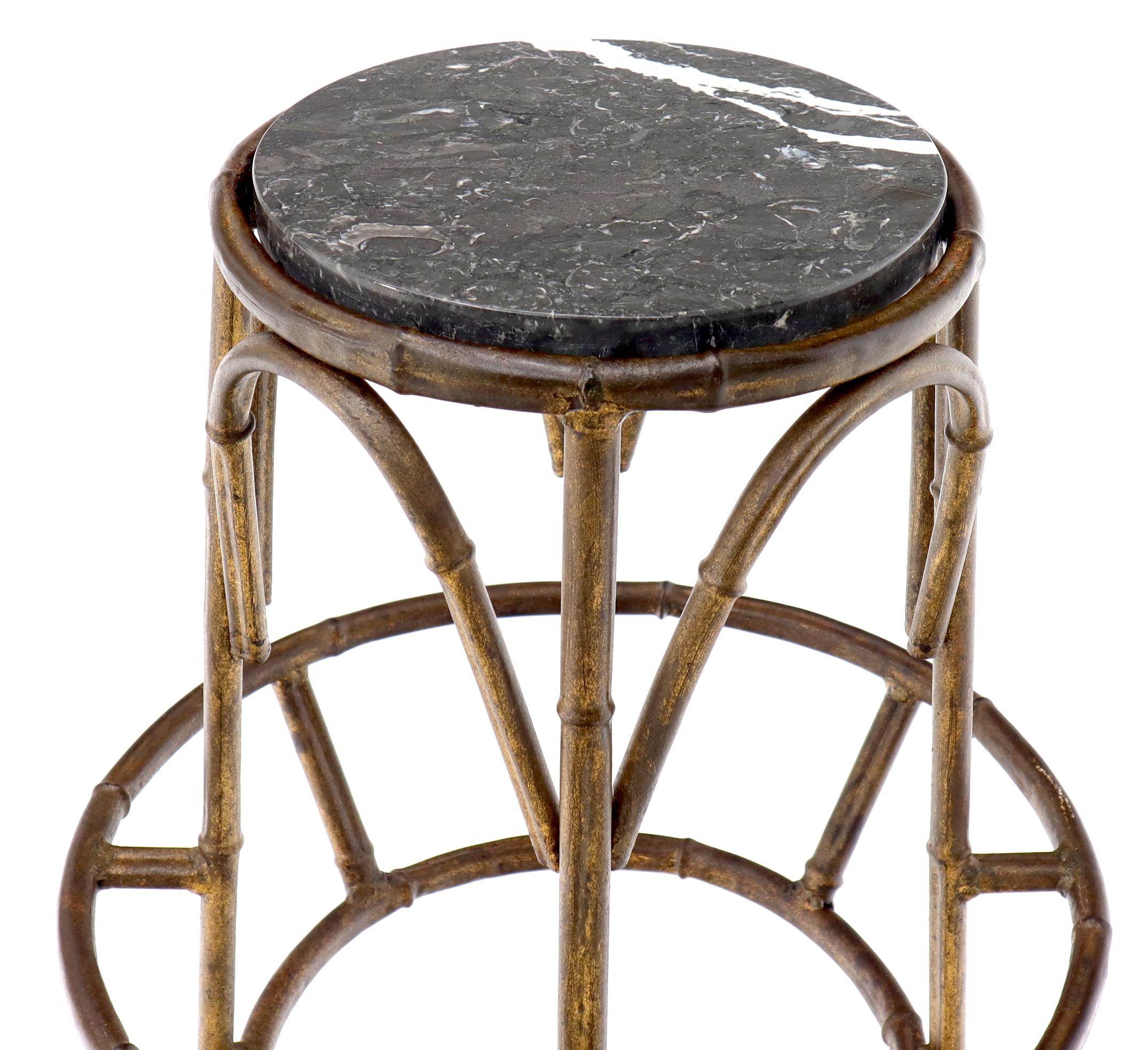 Mid-Century Modern Support rond en métal forgé imitation bambou avec plateau en marbre en vente