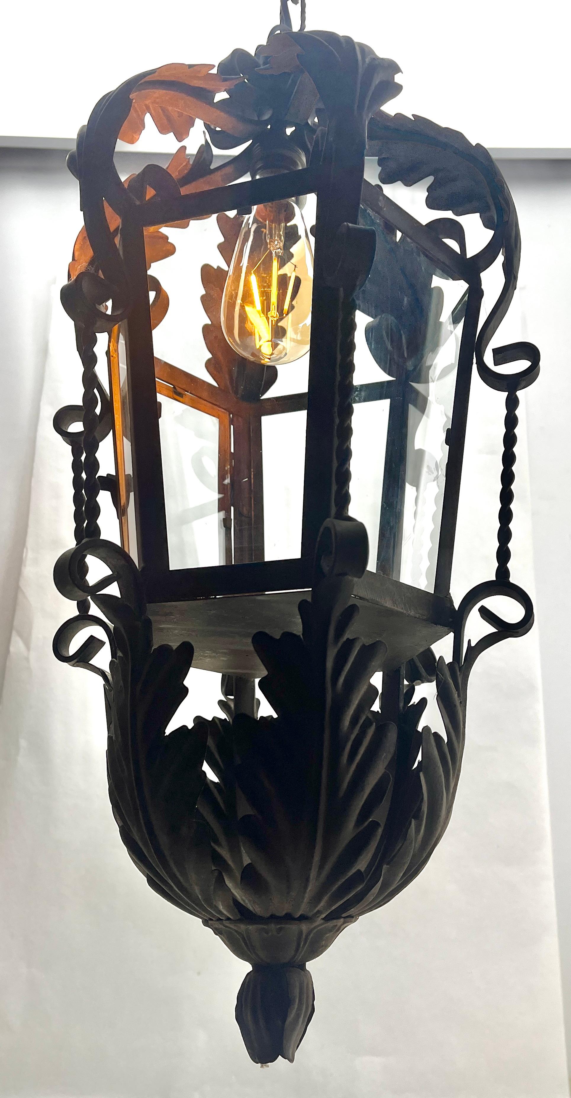 Lampada a sospensione in vetro trasparente con lampadina o con candela in vendita 8